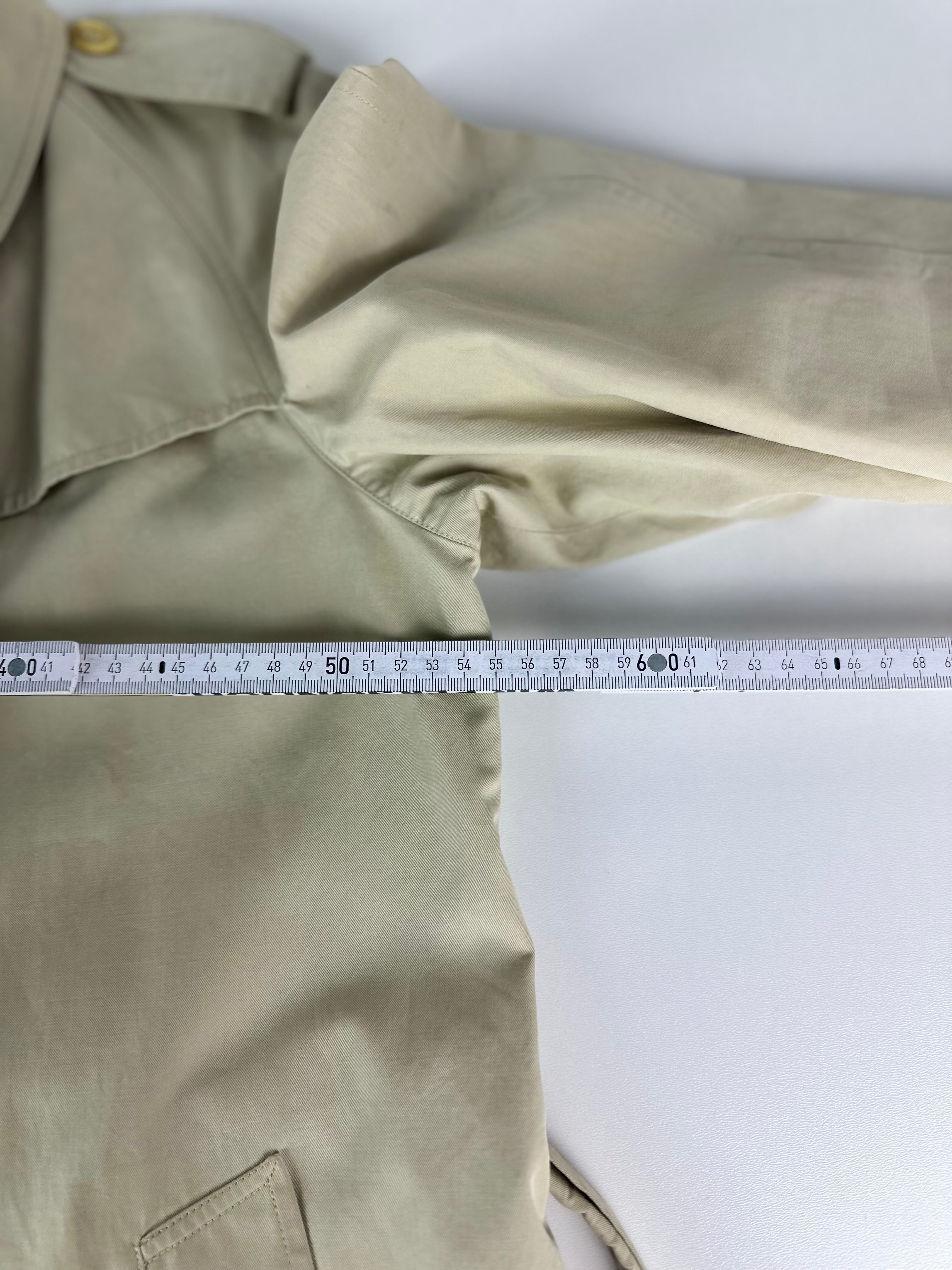 Burberrys Trenchcoat (12/M)