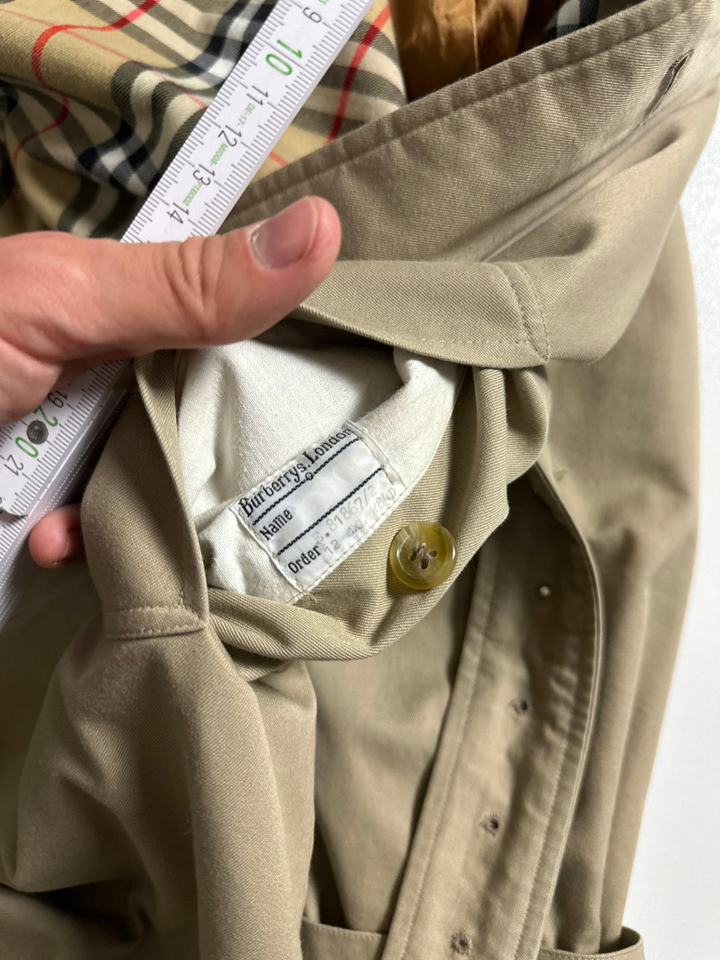 Burberrys Trenchcoat (12/M)