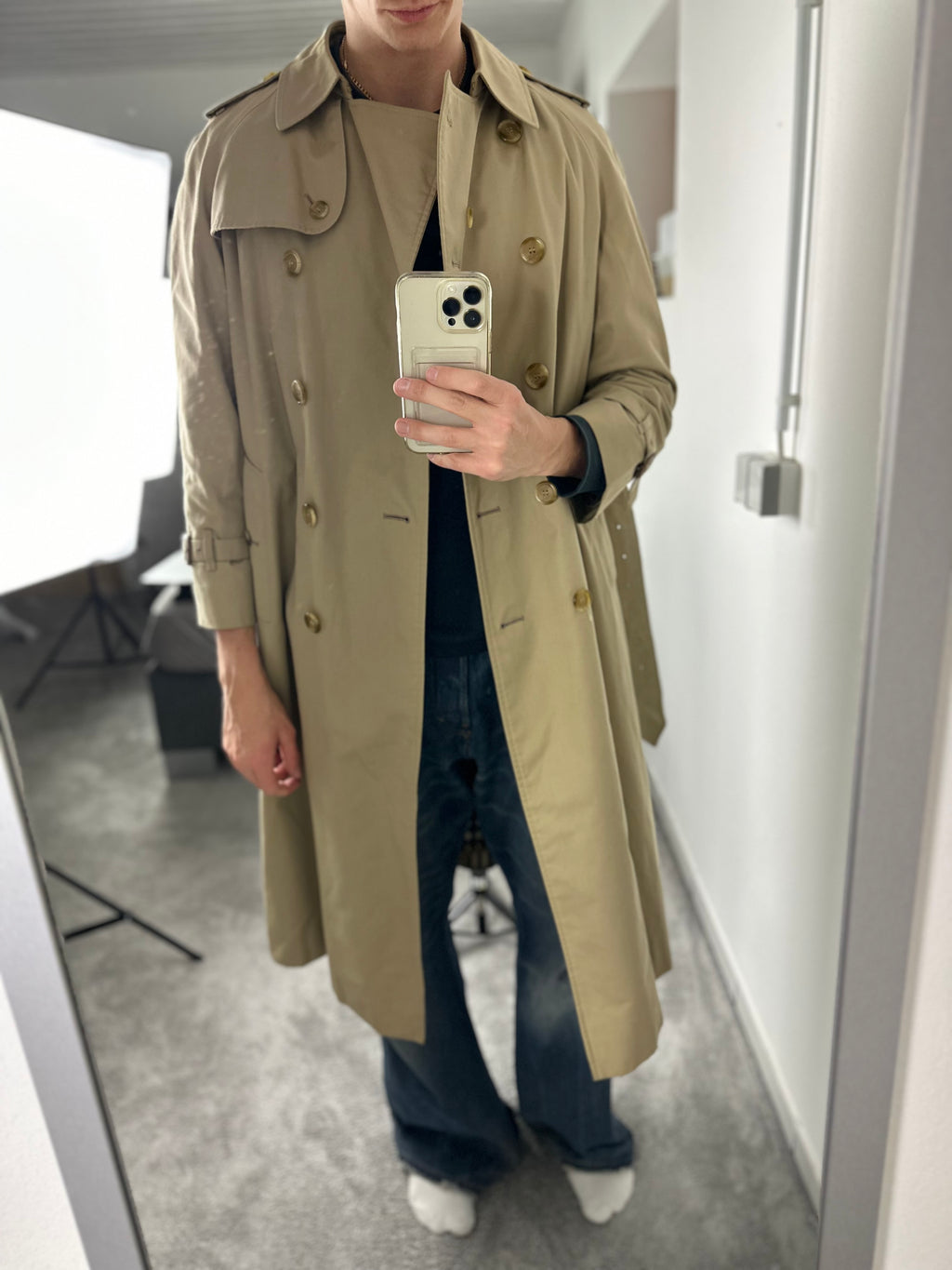 Burberrys Trenchcoat (14/L) including Inlet