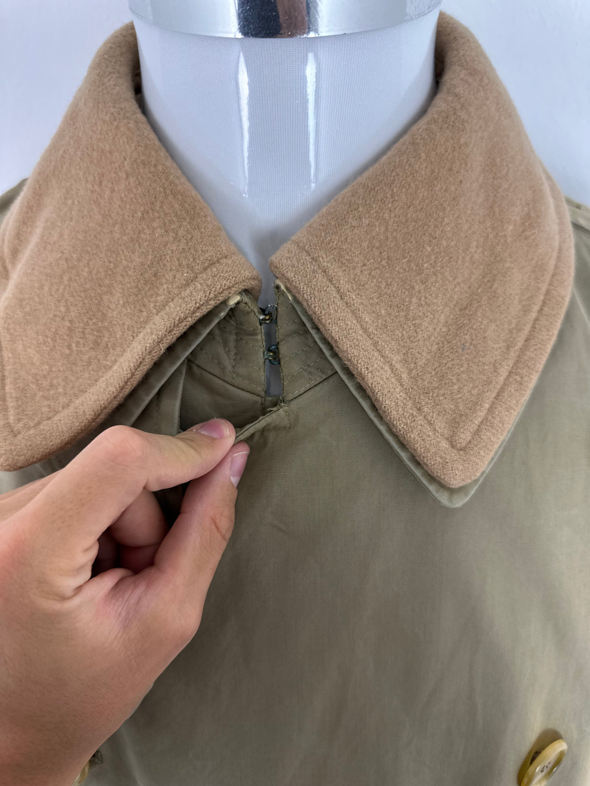 Vintage Burberry Trench Coat Oliv Size 52 L With Lining