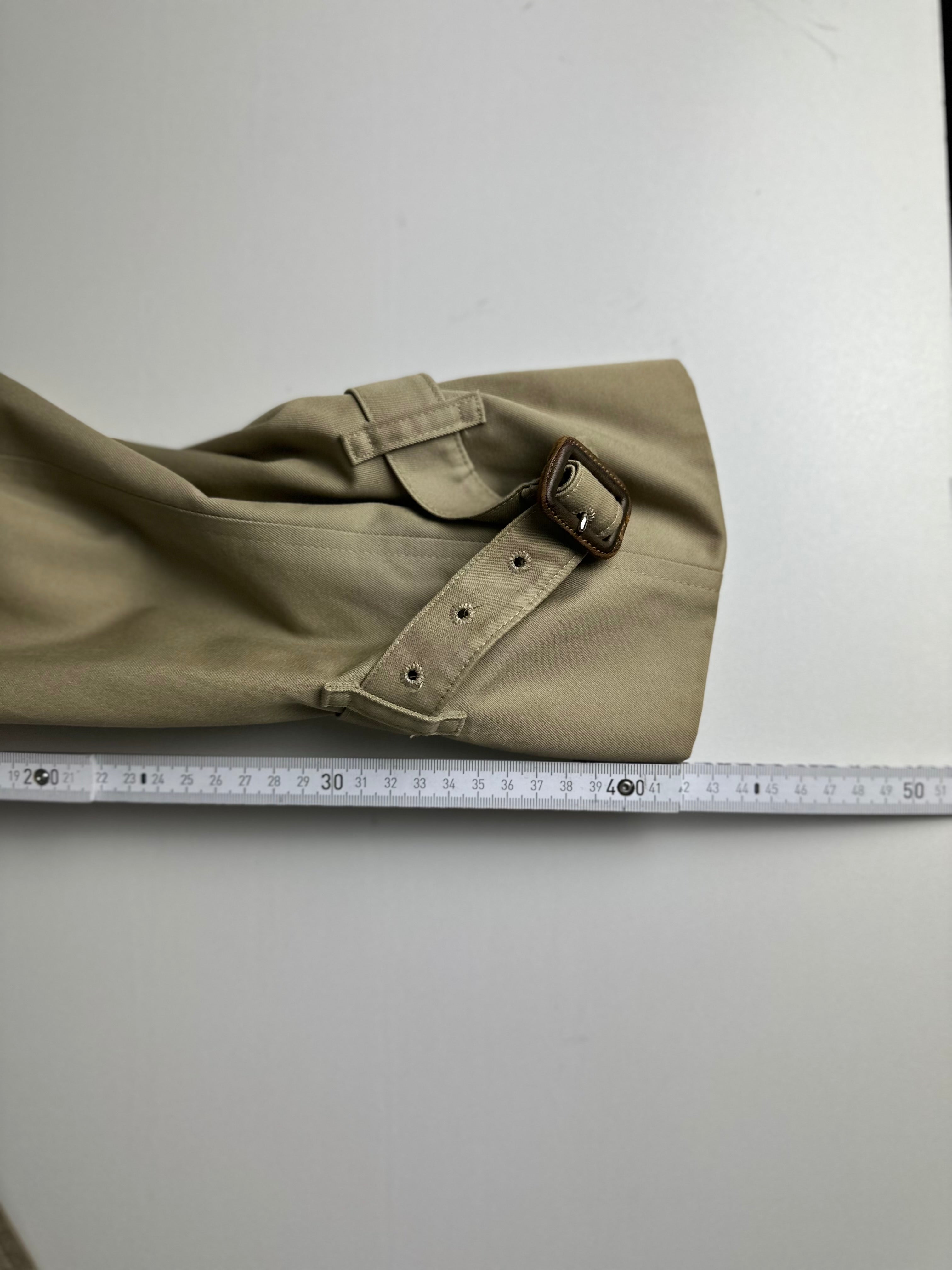 Burberrys Trenchcoat (46/S) including Inlet