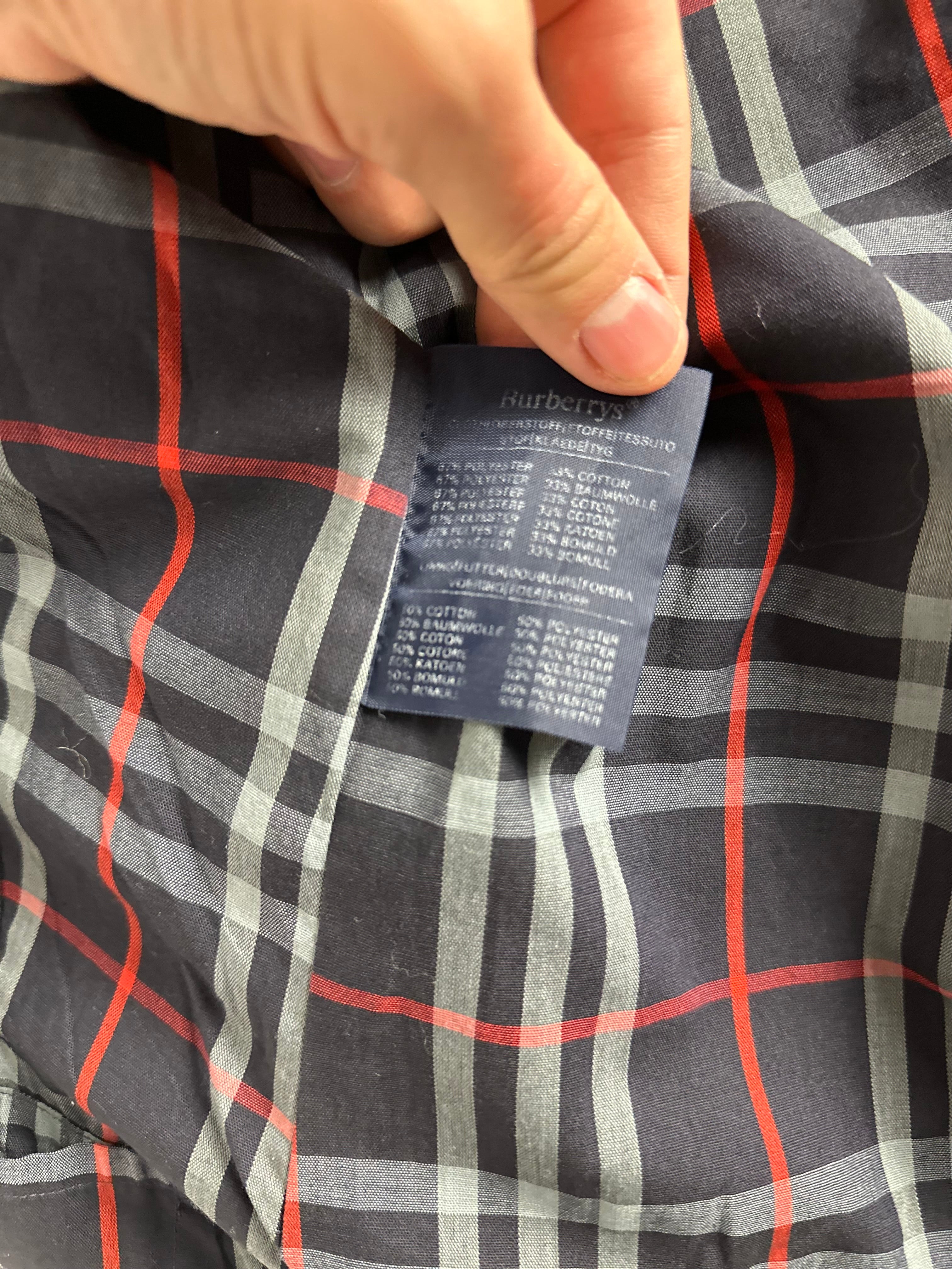 Burberrys Trenchcoat (12/M)