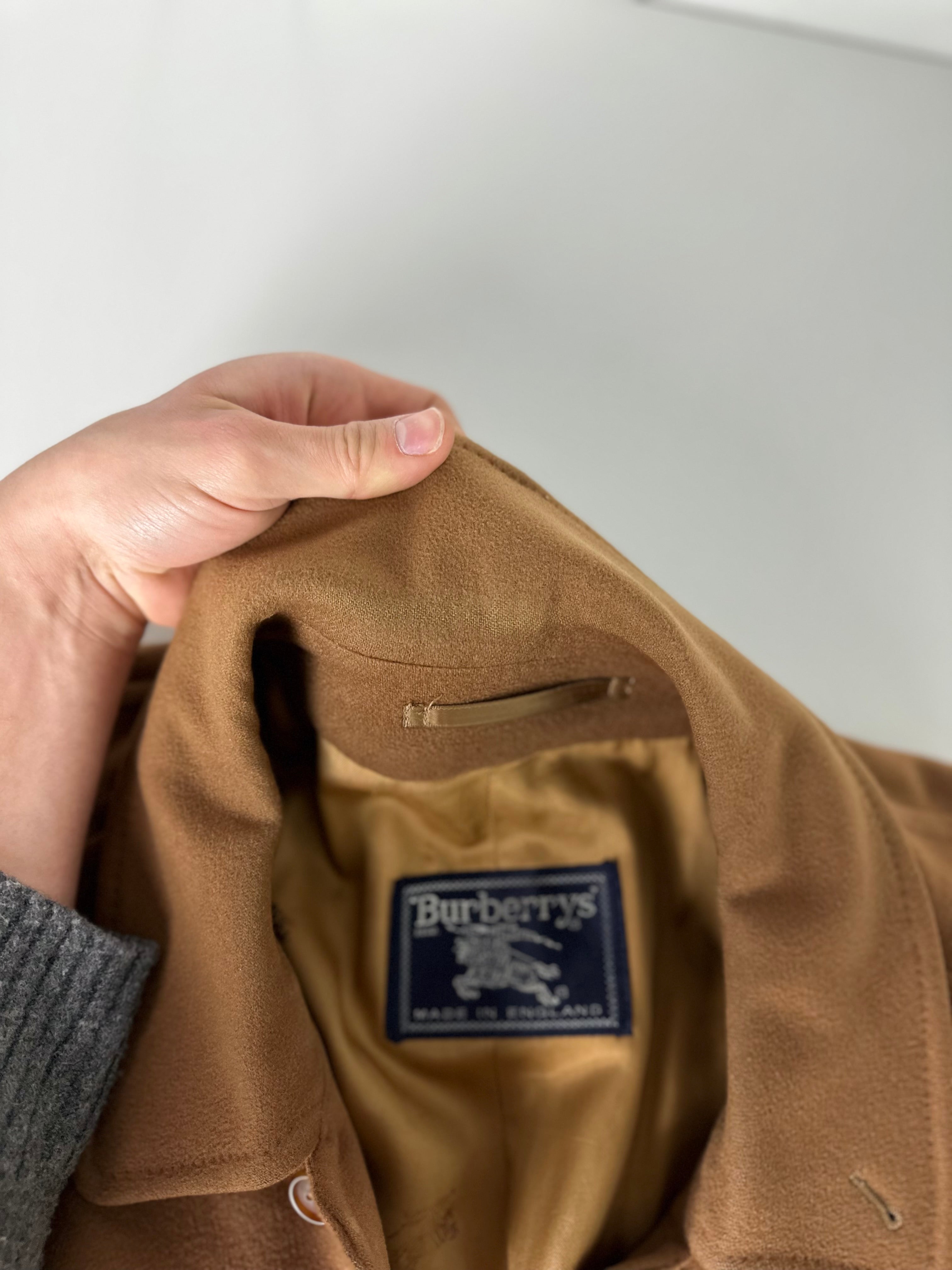 Burberrys Coat (52/L)