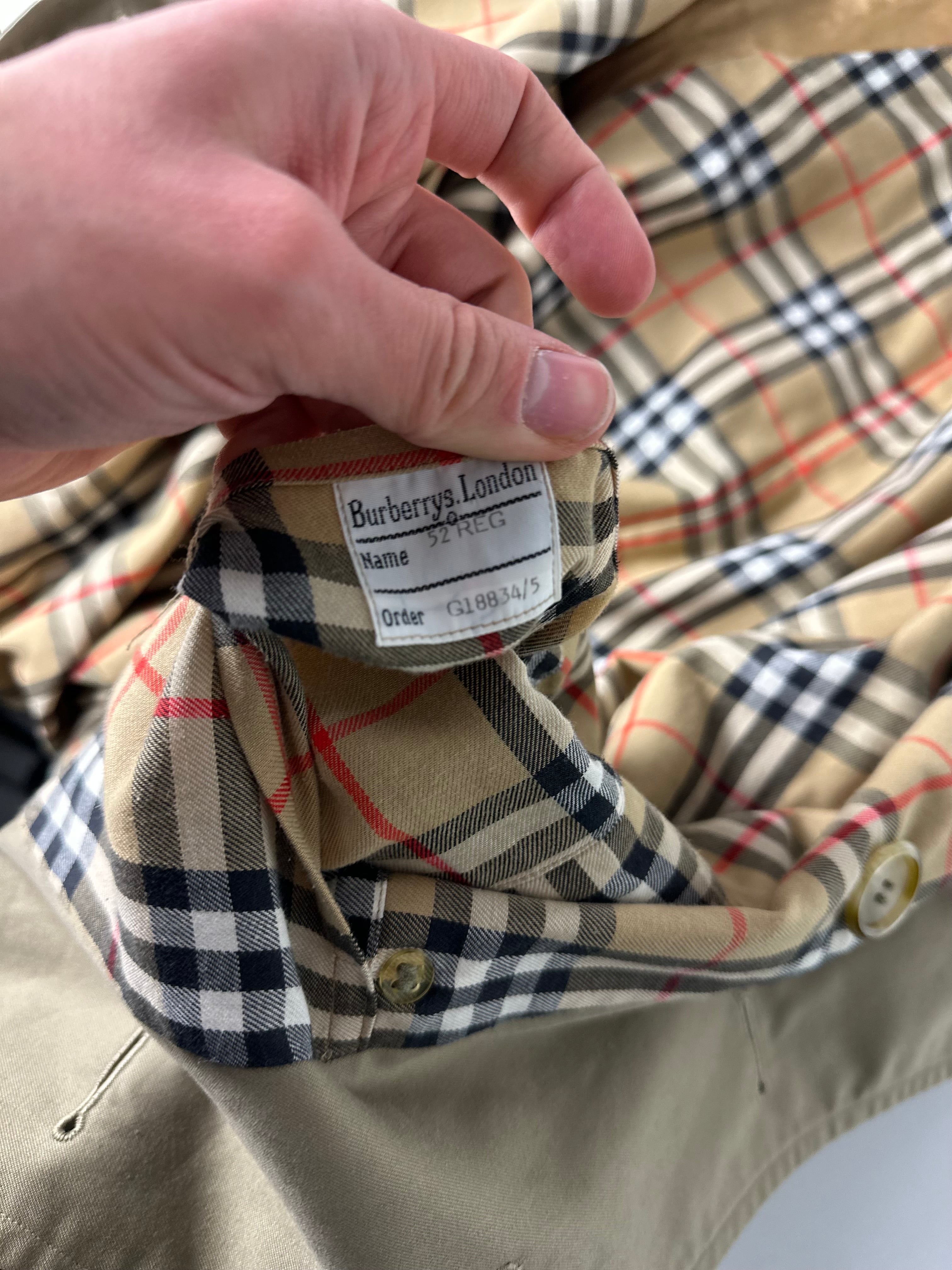 Burberrys Trenchcoat (50/L)