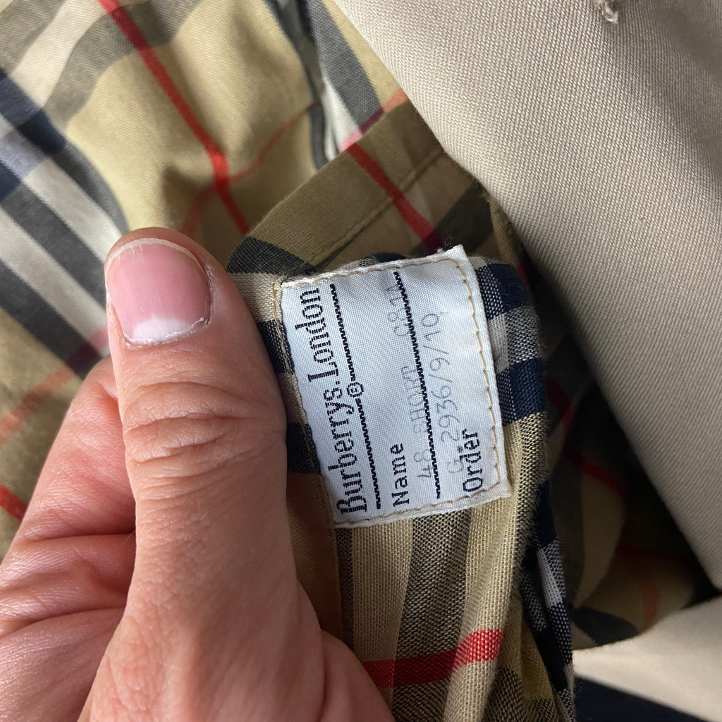 Burberry Trenchcoat Size 48/M