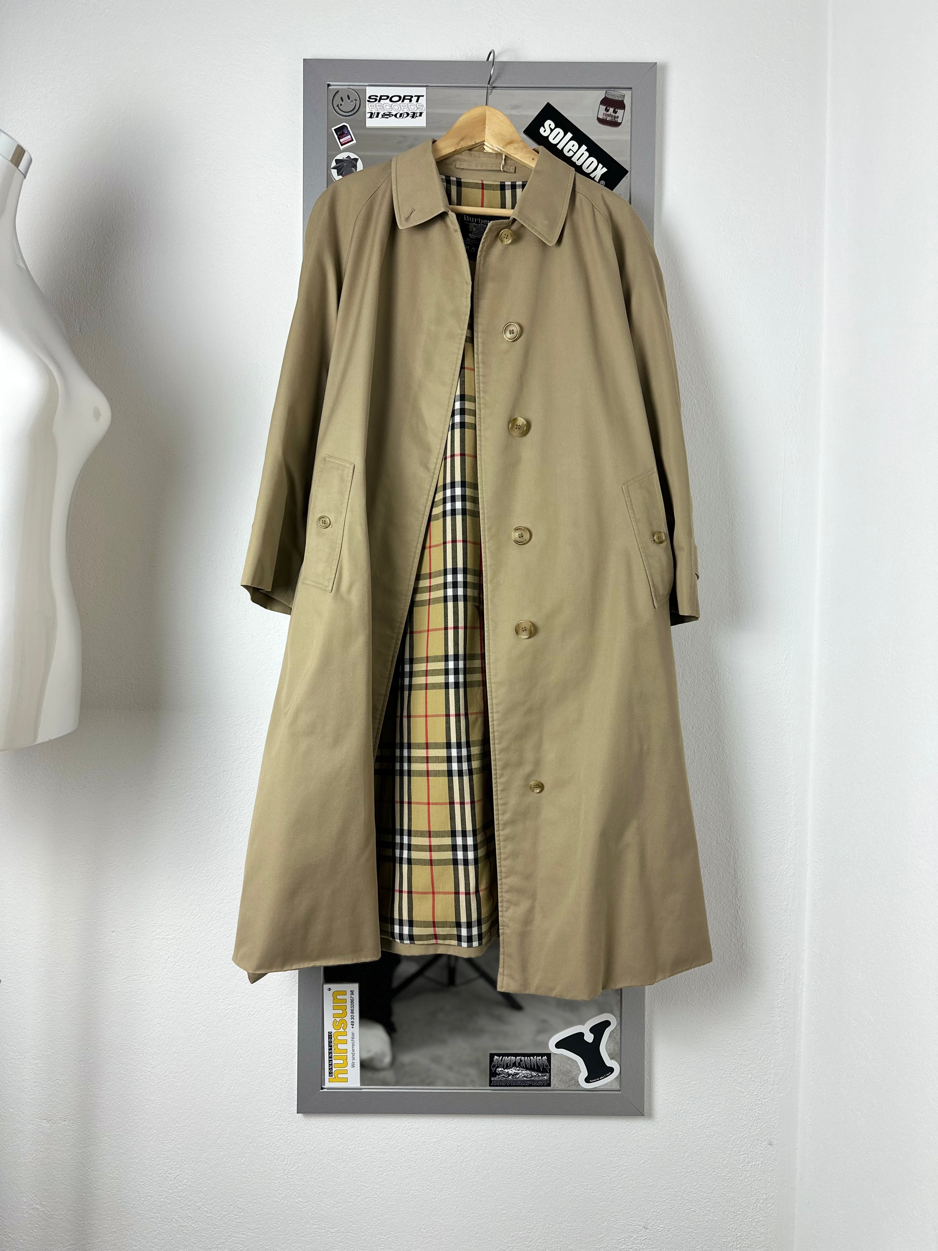 Burberrys Carcoat (16/XL)