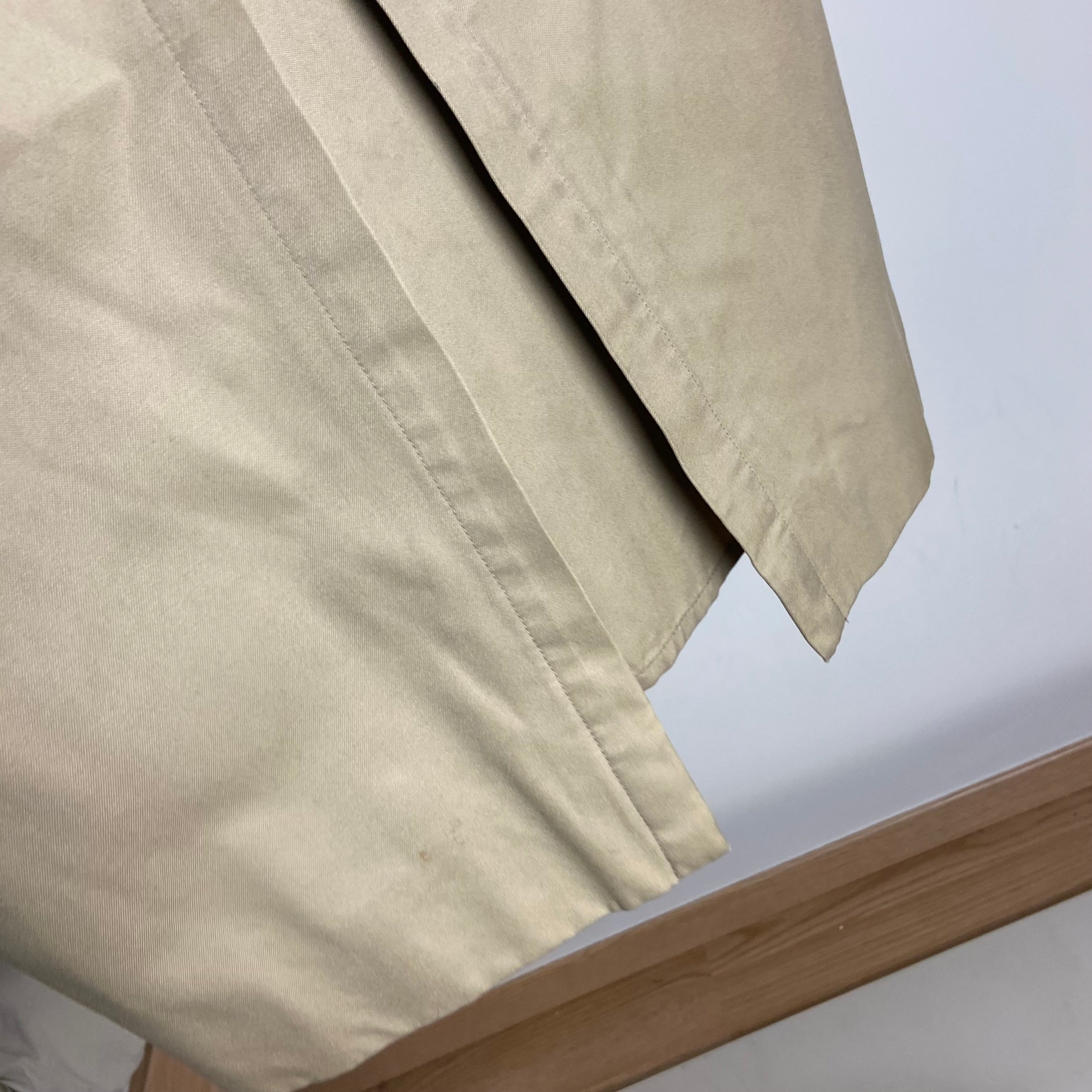 Burberrys Trenchcoat (48/M) including Inlet