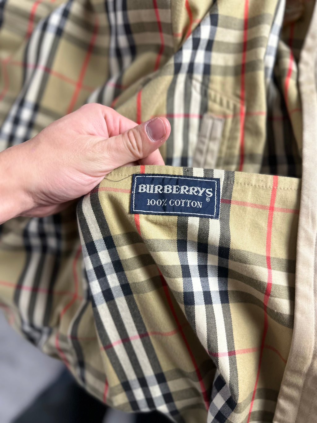 Burberrys Trenchcoat (46/S) including Inlet