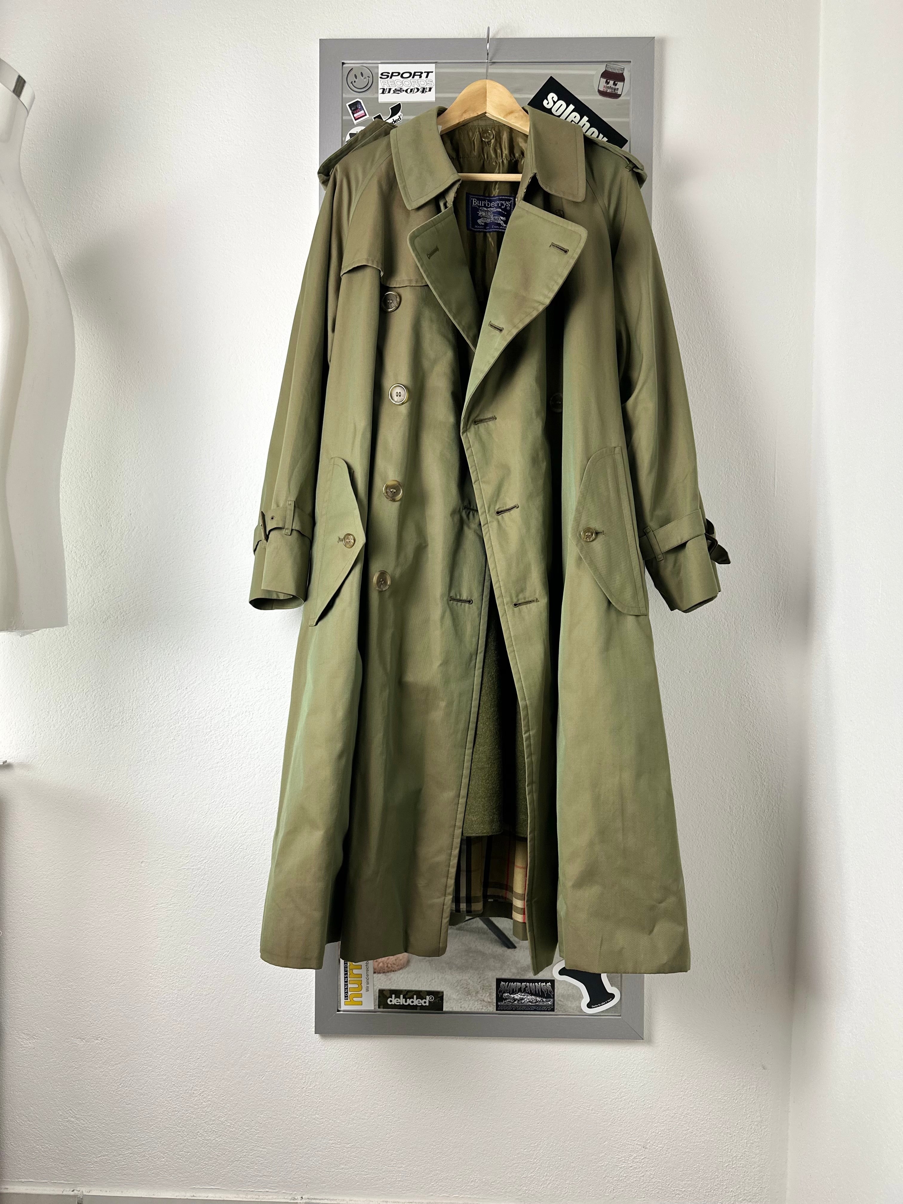 Burberrys Trenchcoat (54/XL) including Inlet