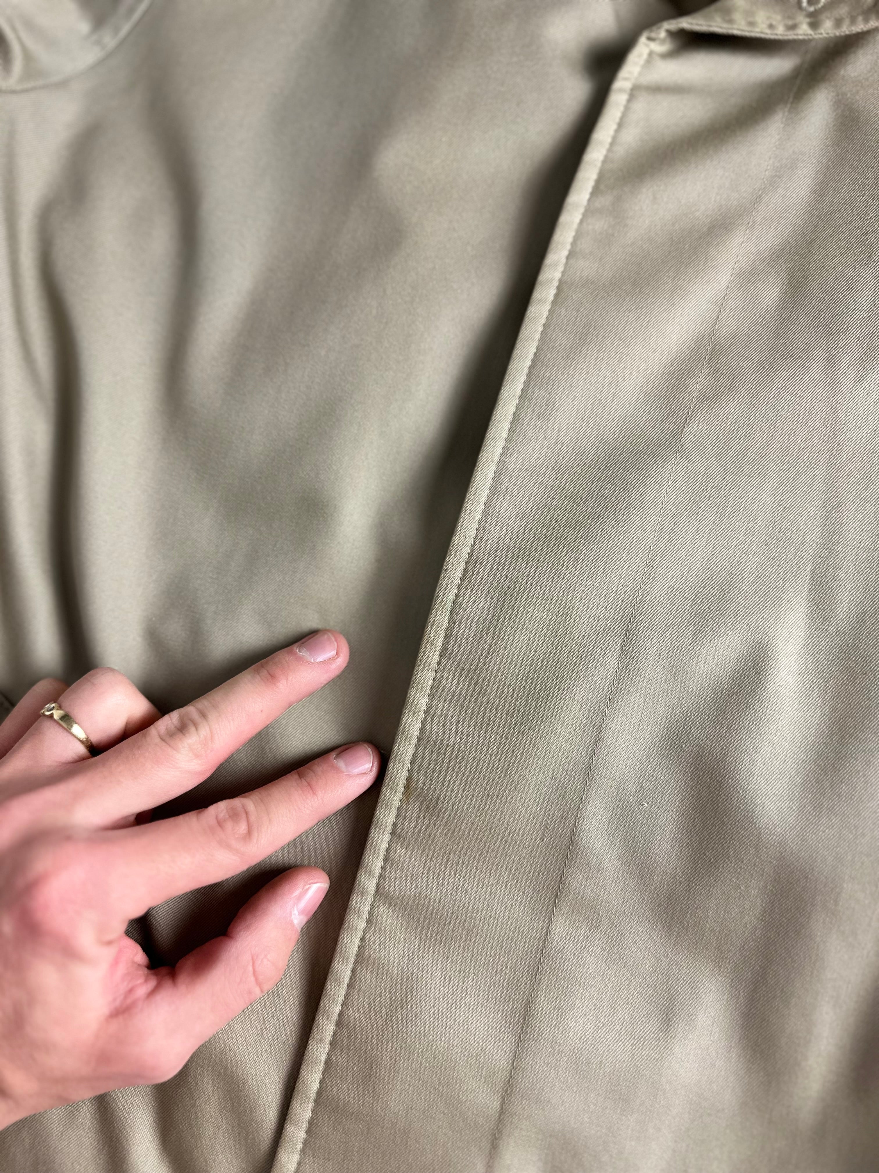 Burberrys Trenchcoat (46/S) including Inlet