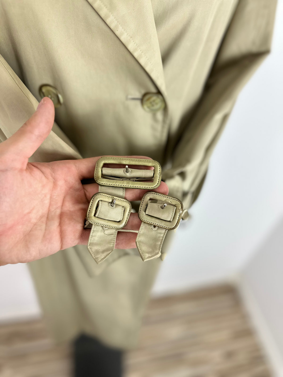 Vintage Burberry Trench Coat Creme Size 12 M