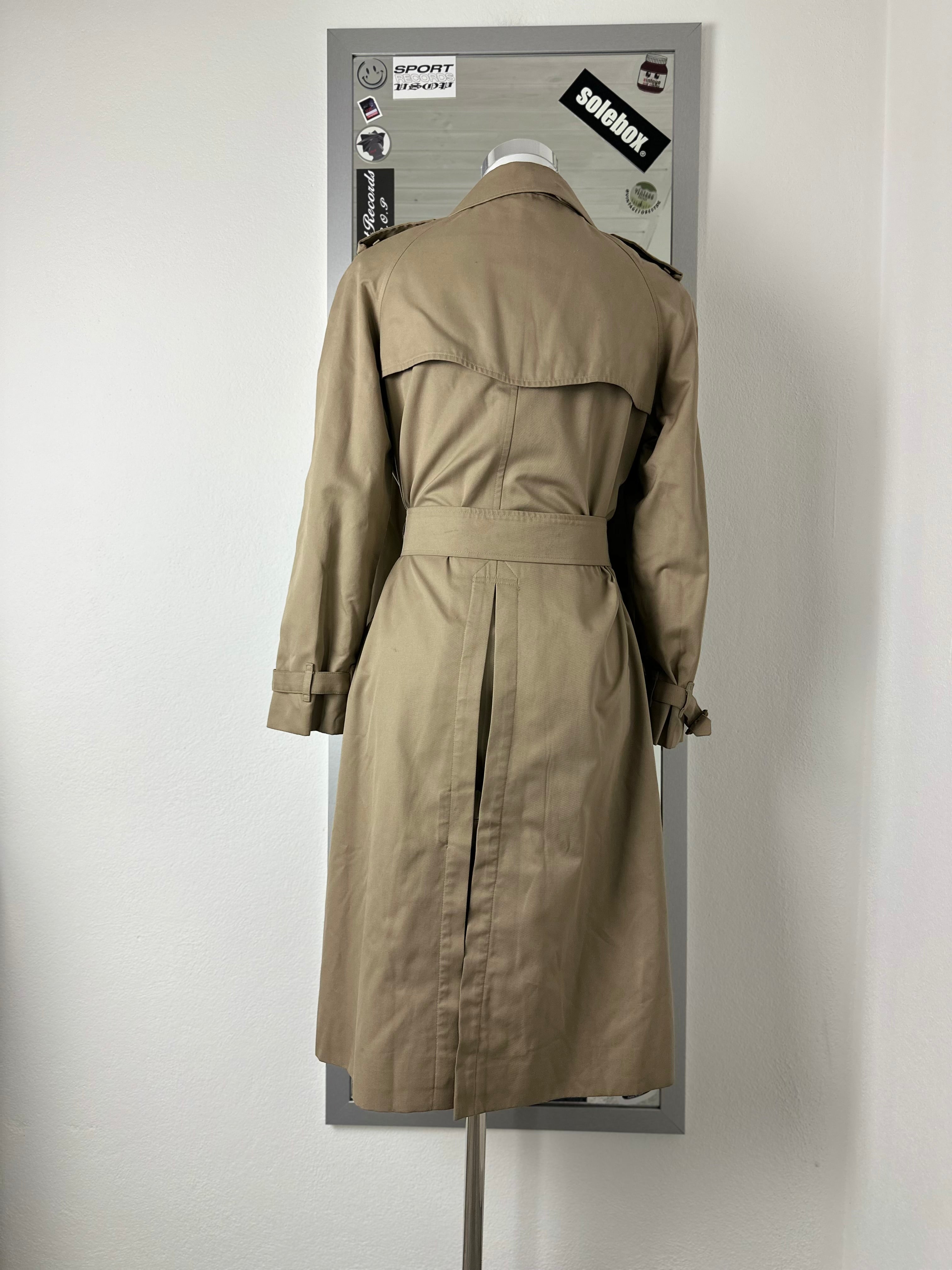 Burberrys Trenchcoat (8/XS)