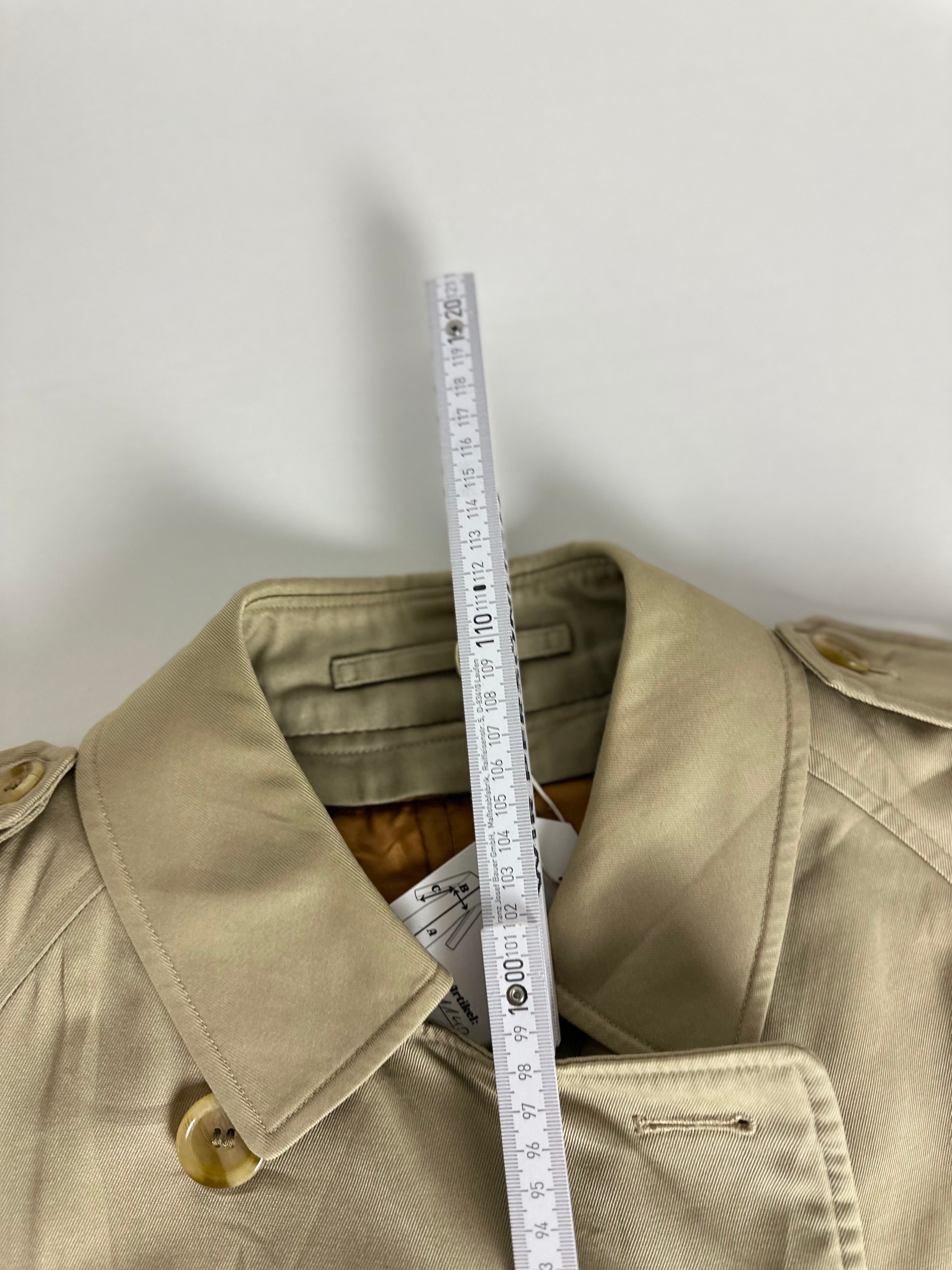 Burberrys Trenchcoat (12/M) including Inlet