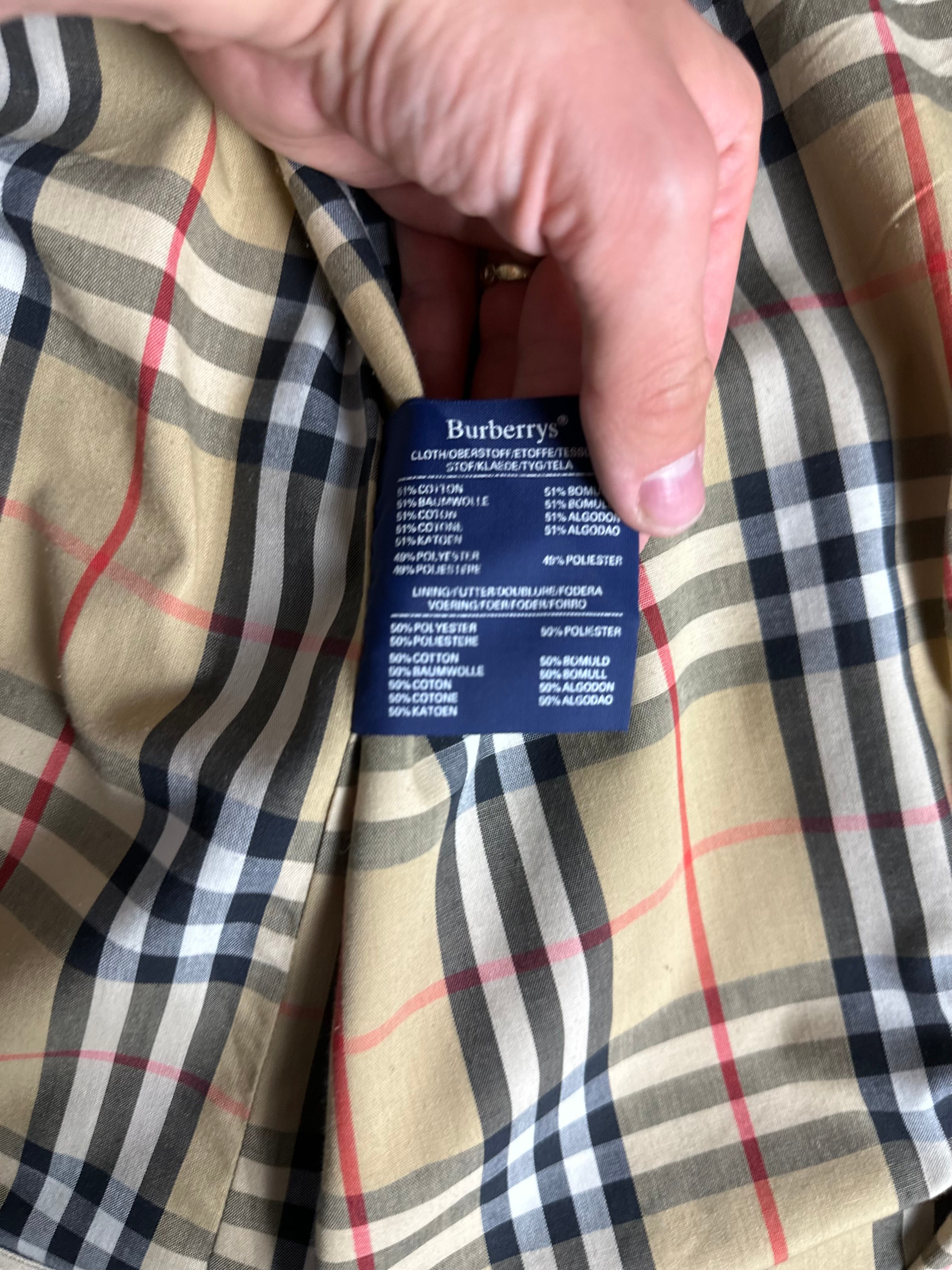 Burberrys Trenchcoat (14/L)