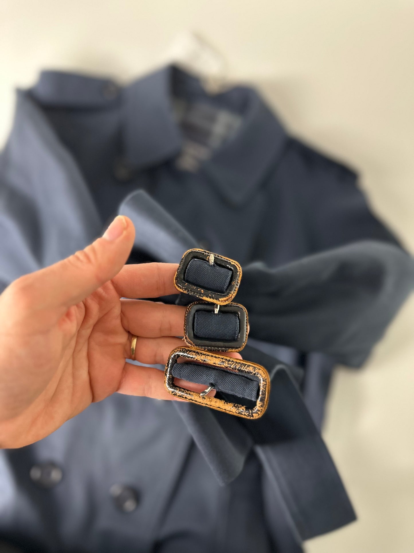 Burberrys Trenchcoat (10/S)