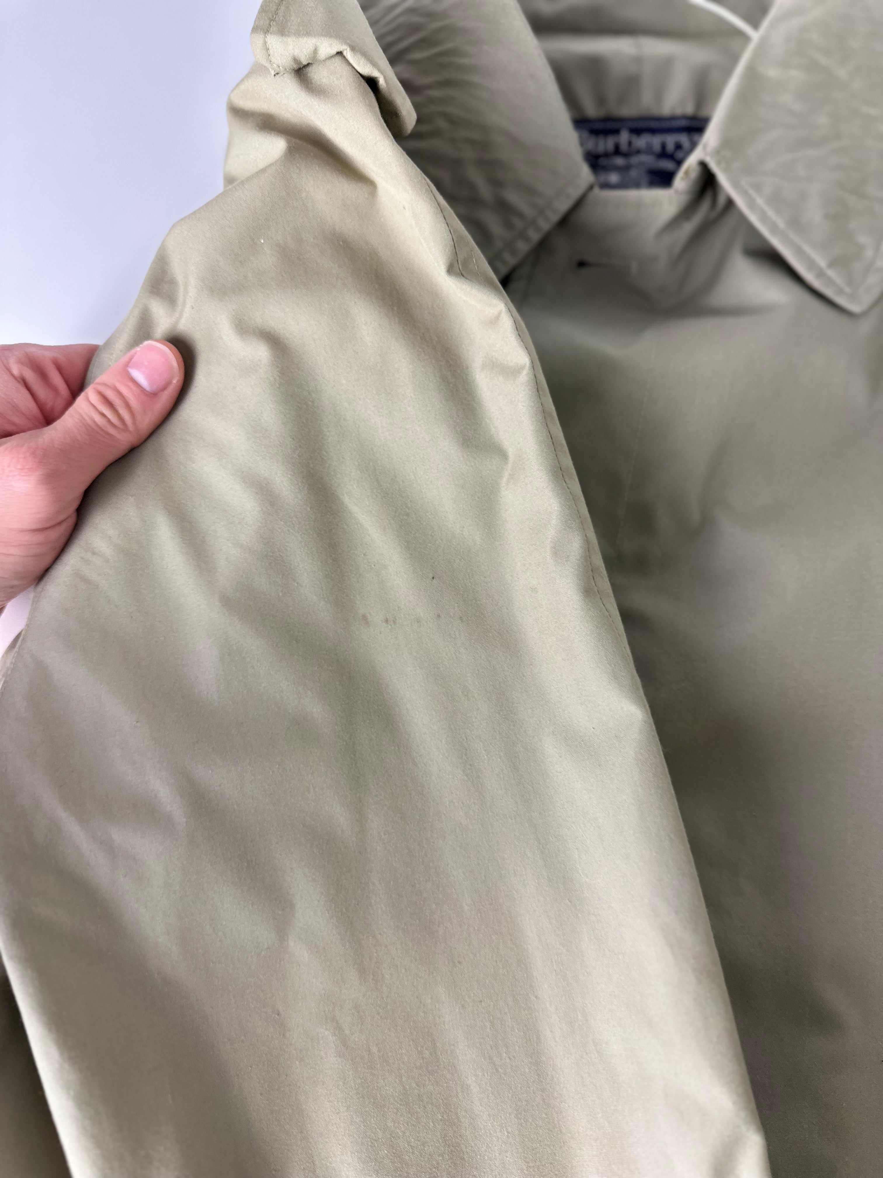 Burberrys Trenchcoat (50/L)