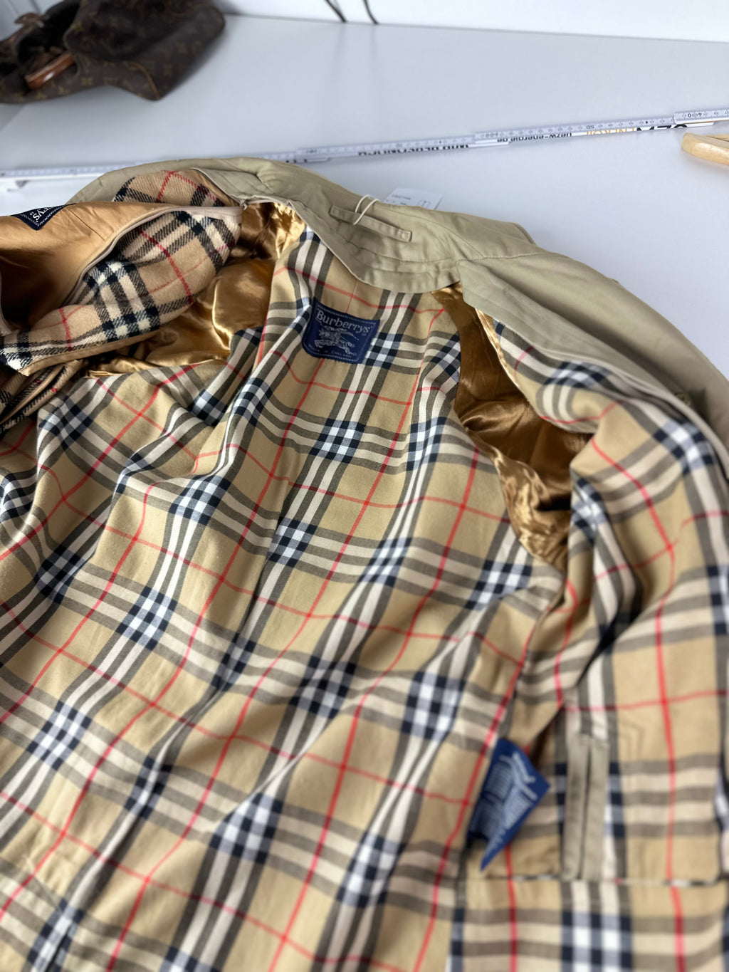 Burberrys Trenchcoat (8/XS) including Inlet