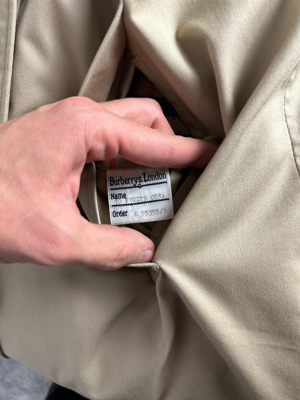 Burberrys Carcoat (10/S) including Inlet