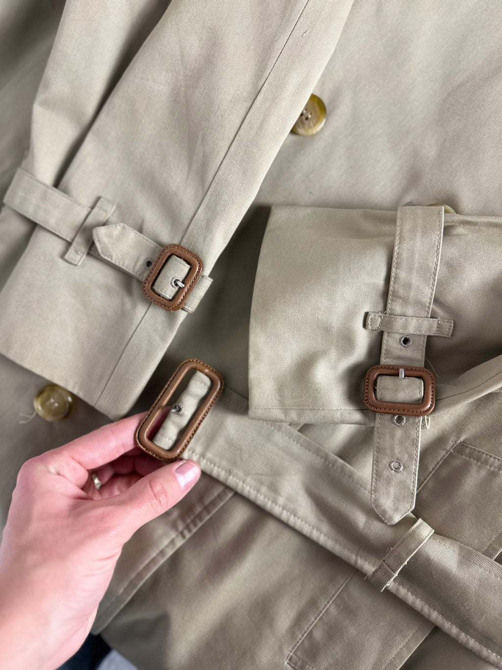 Burberrys Trenchcoat (14/L) including Inlet