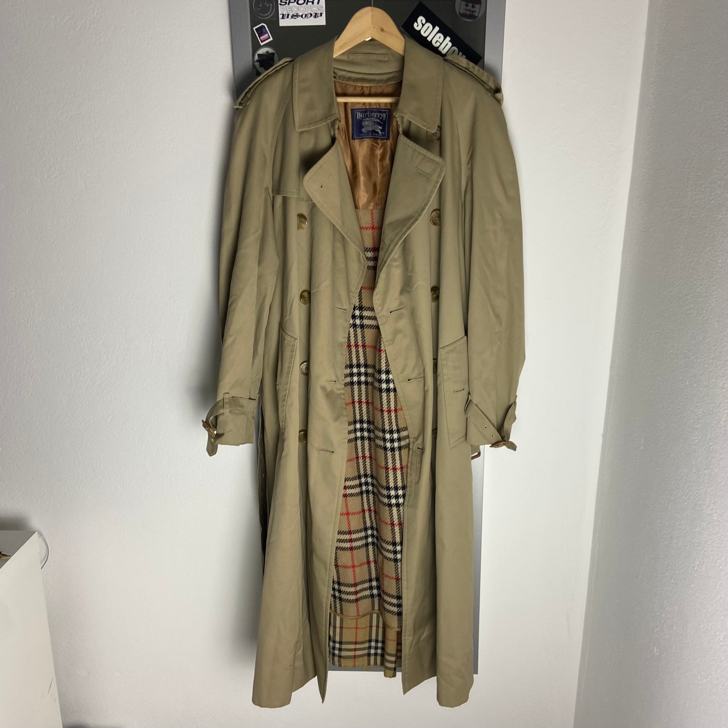 Burberrys Trenchcoat (50/L) including Inlet