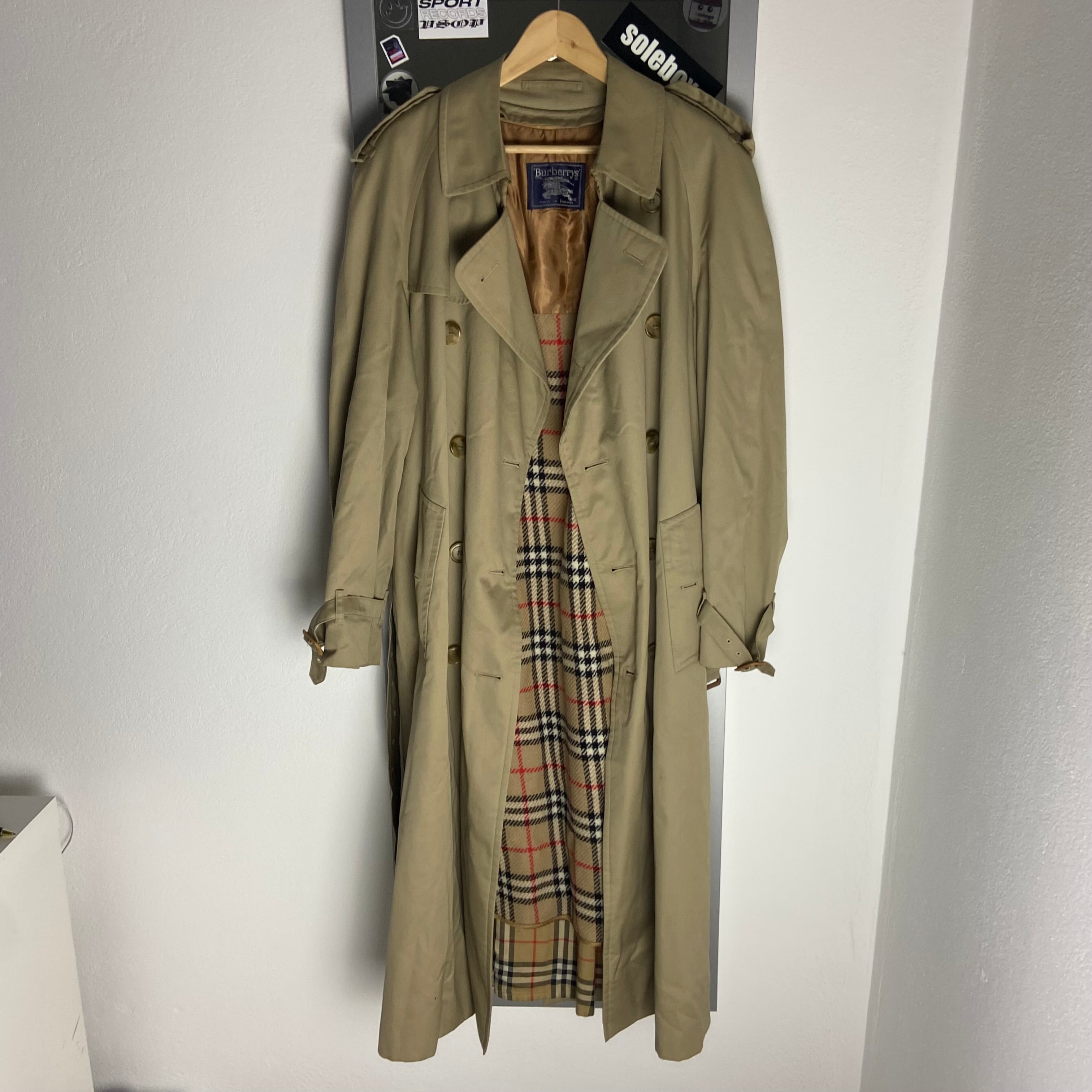 Burberrys Trenchcoat (50/L) including Inlet