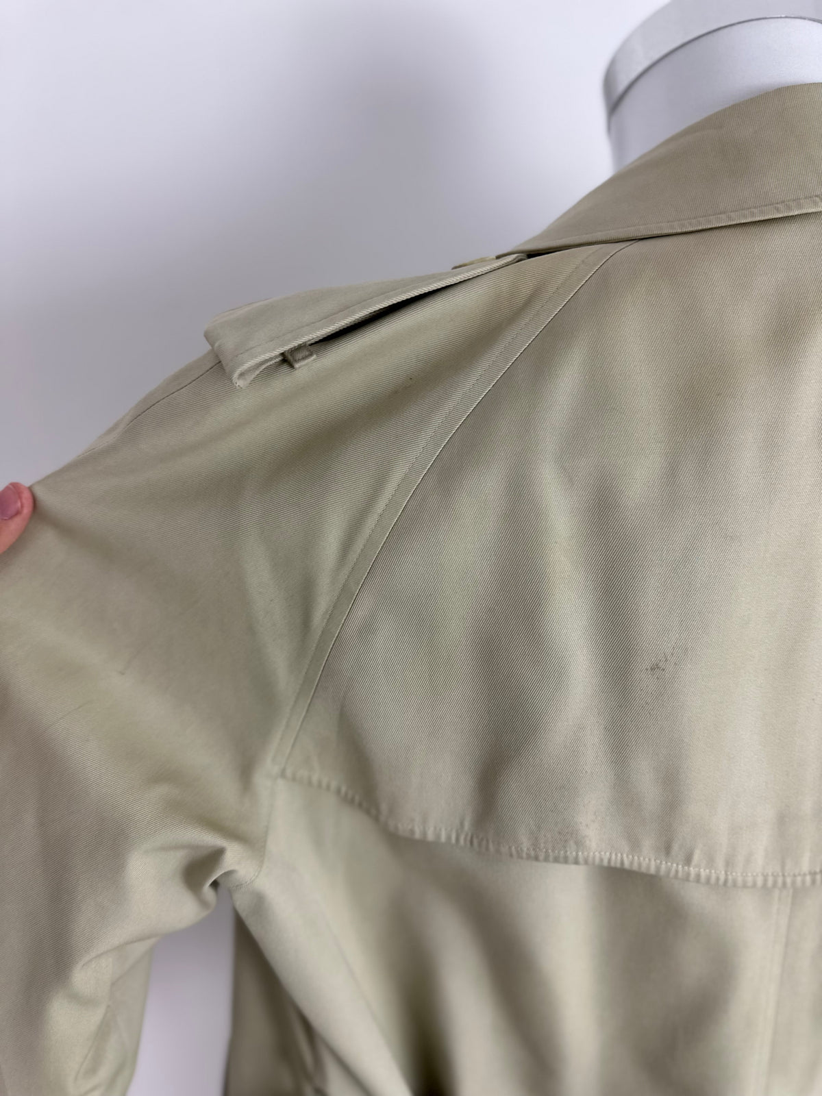 Vintage Burberry Trench Coat Creme Size 50 L
