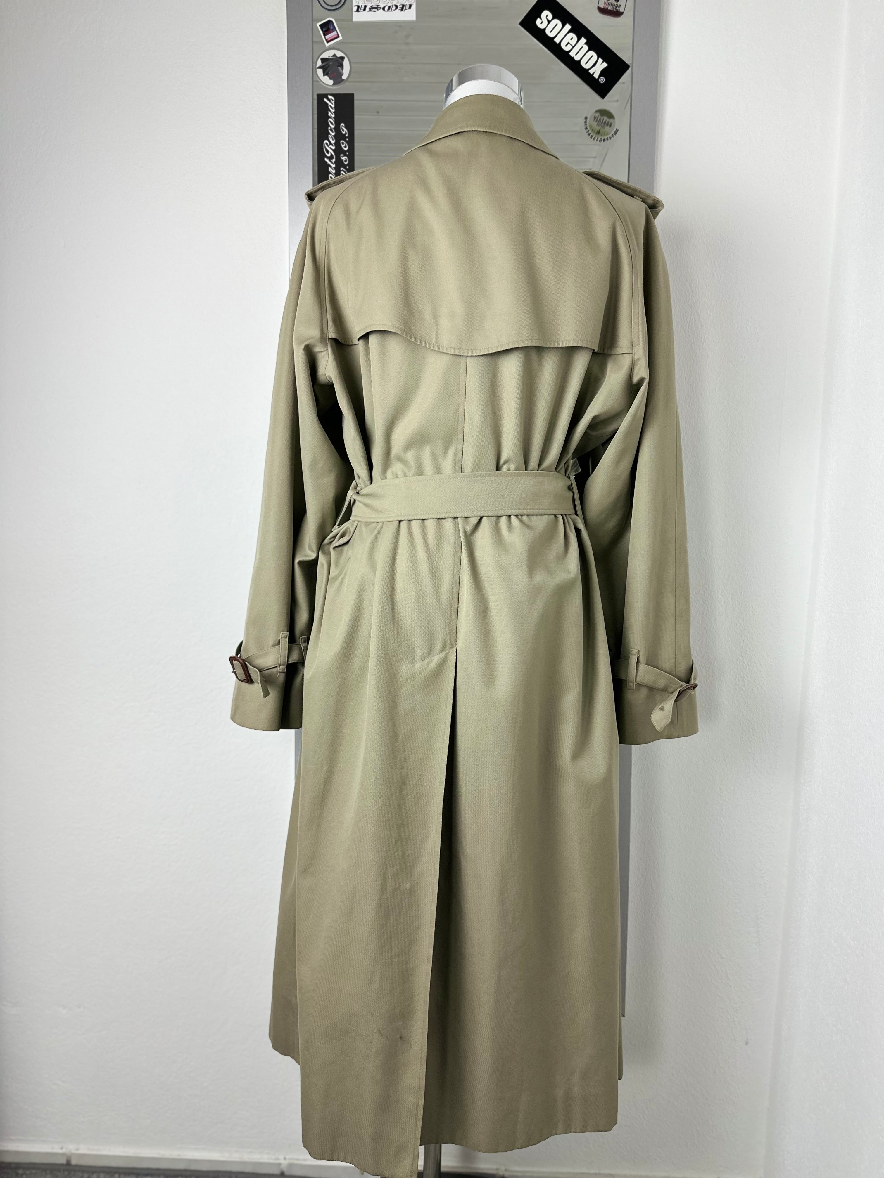 Burberrys Trenchcoat (18/XXL)