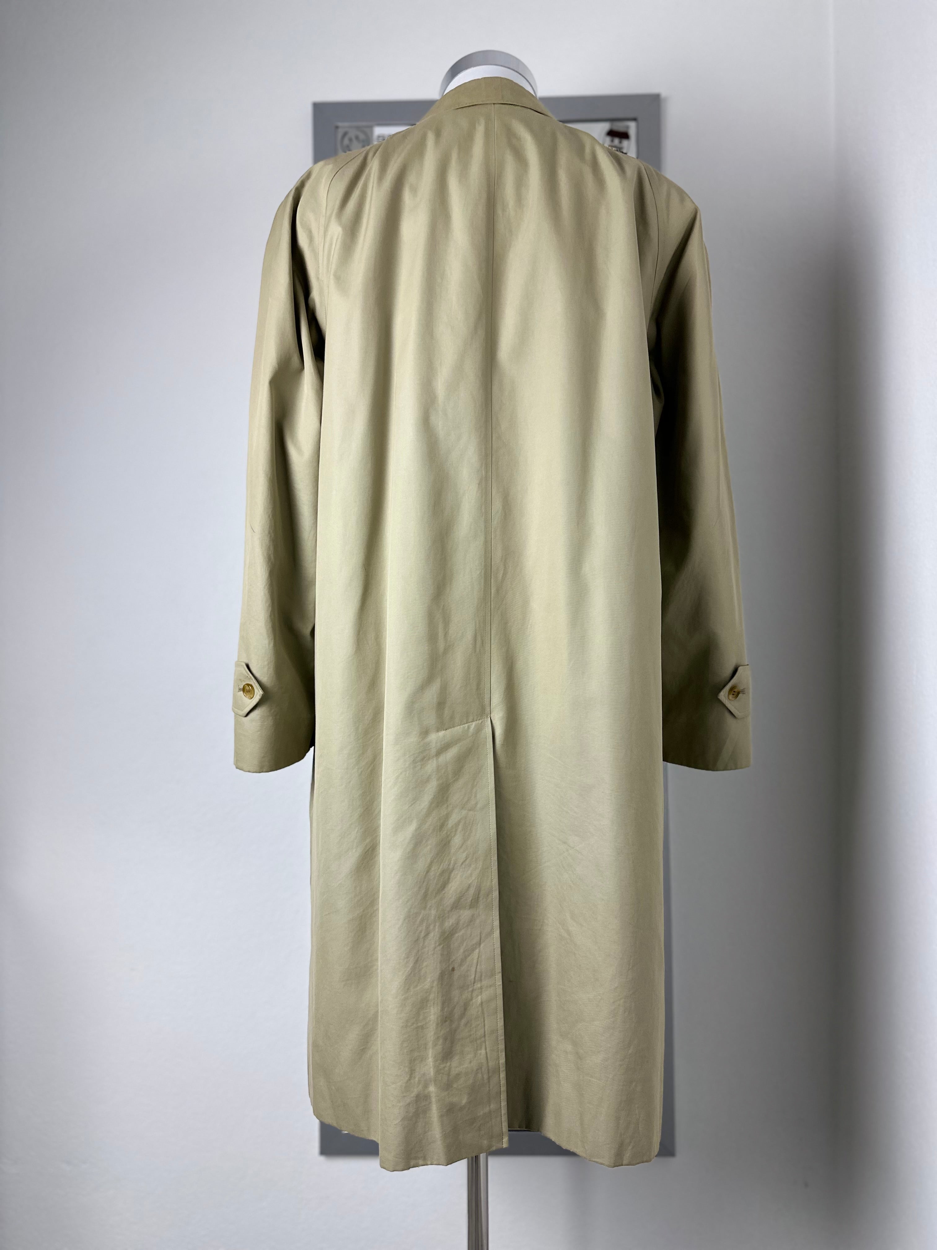 Burberrys Trenchcoat (50/L) including Inlet