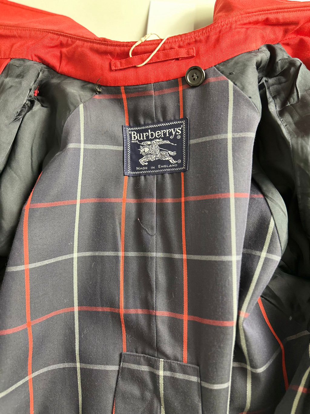 Burberrys Trenchcoat (12/M)