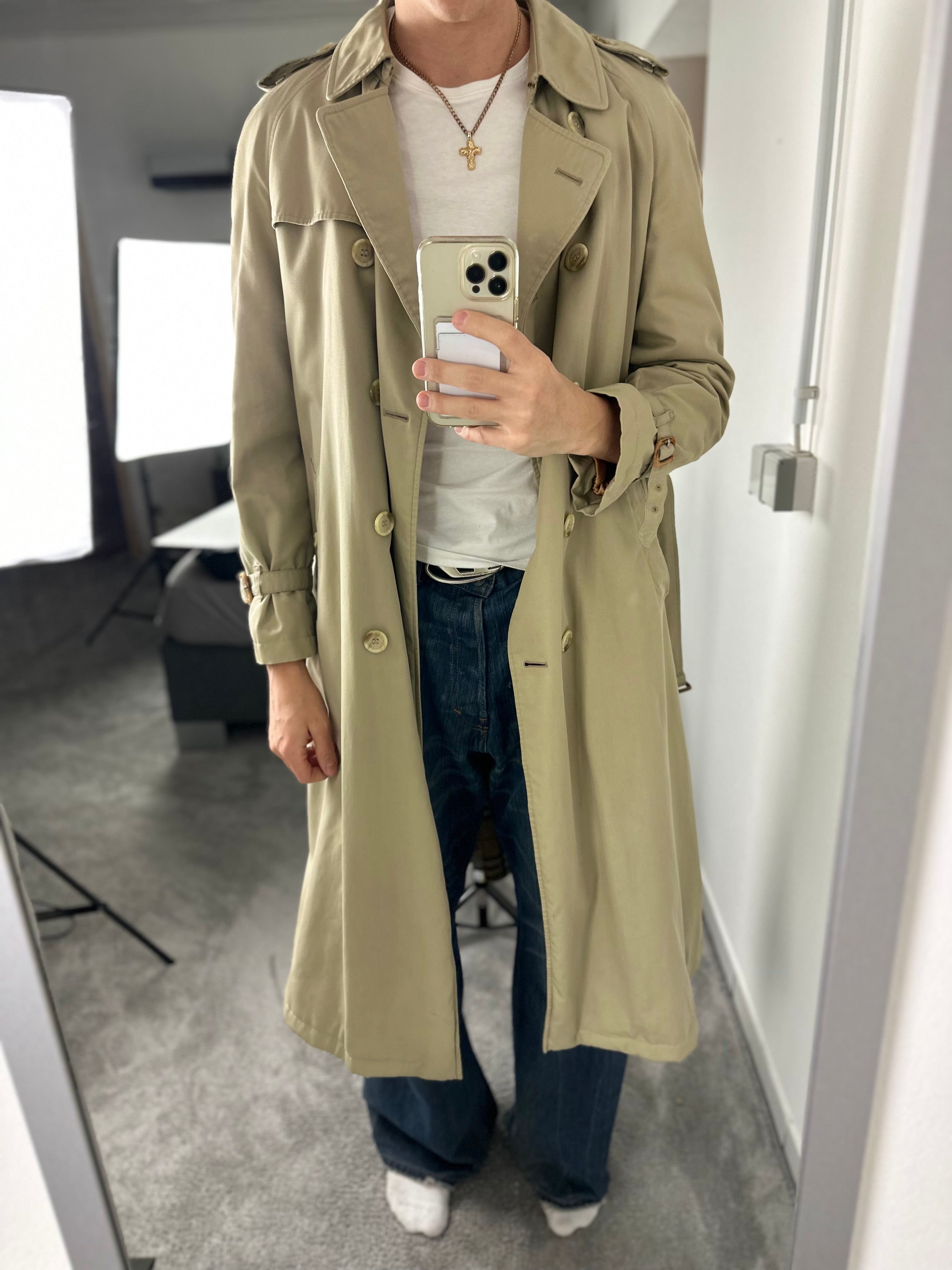 Burberrys Trenchcoat (14/L) including Inlet