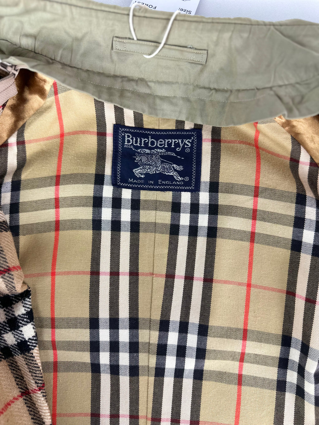 Burberrys Trenchcoat (10/S) including Inlet