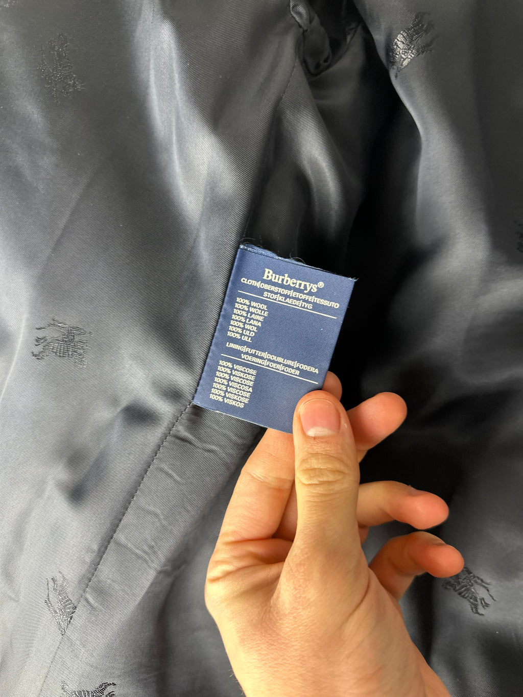Burberrys Coat (14/L)