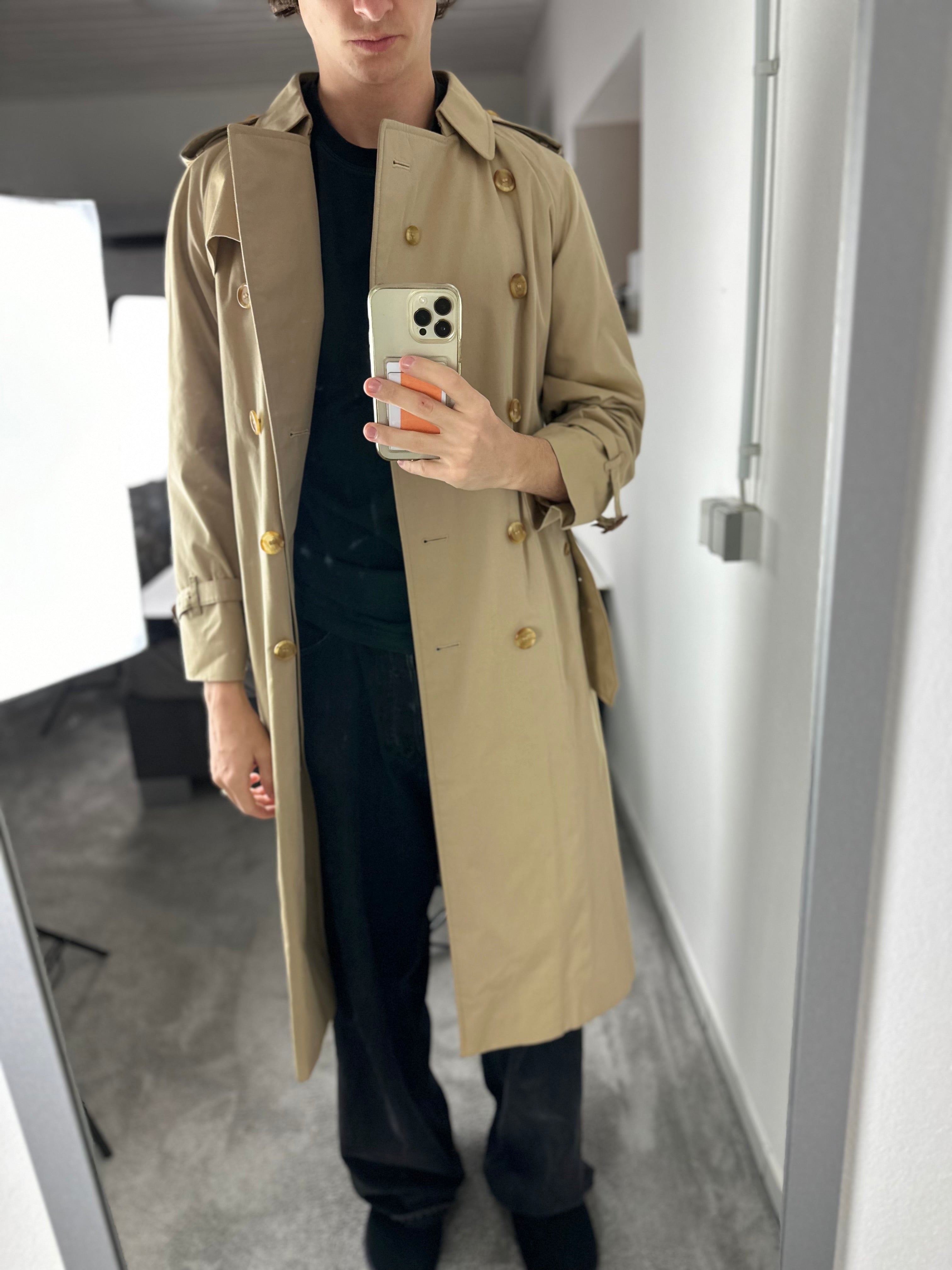 Burberrys Trenchcoat (12/M)