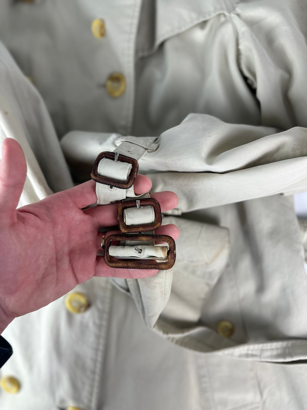 Burberrys Trenchcoat (12/M)