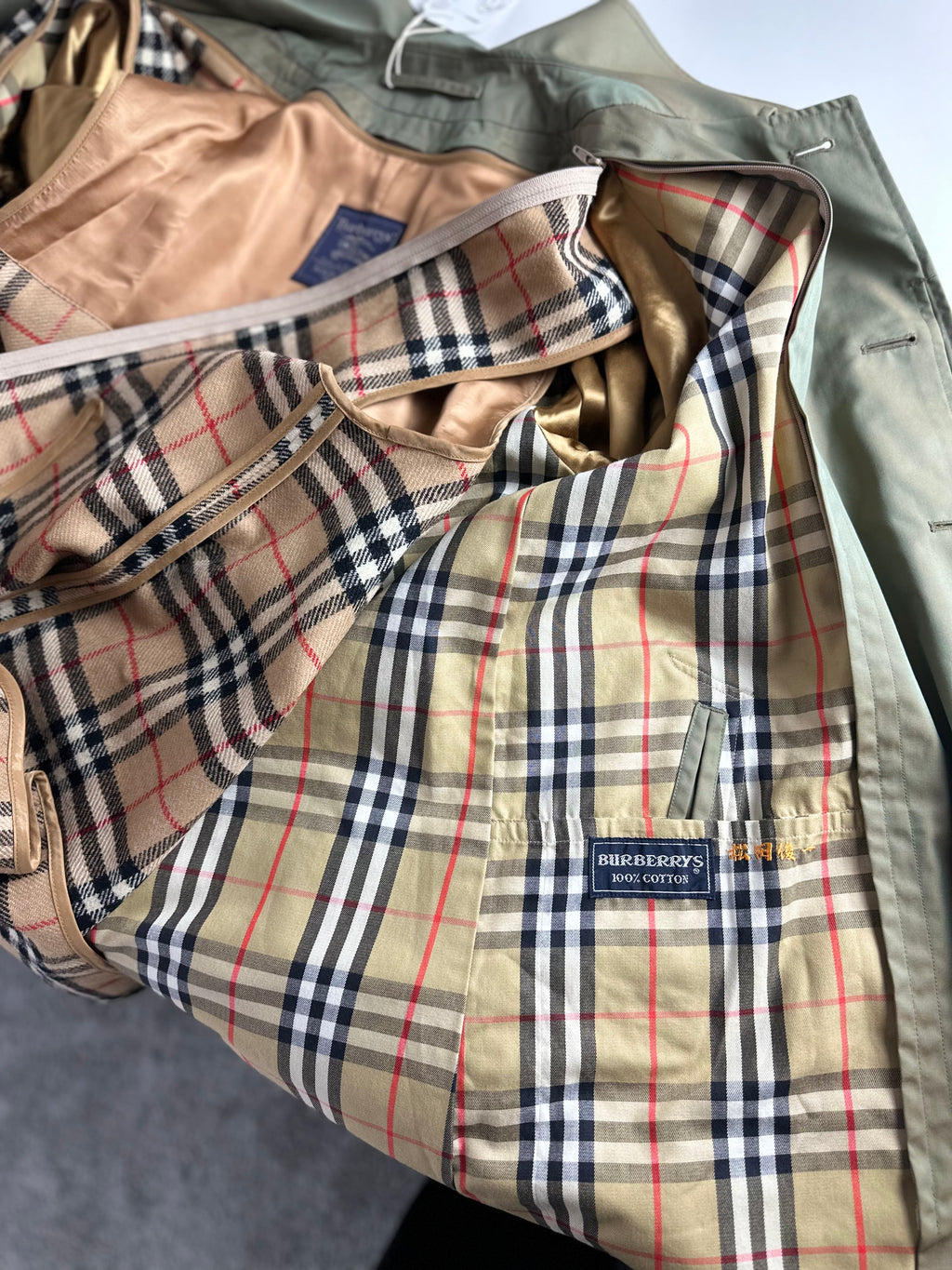 Burberrys Carcoat (50/L) including Inlet