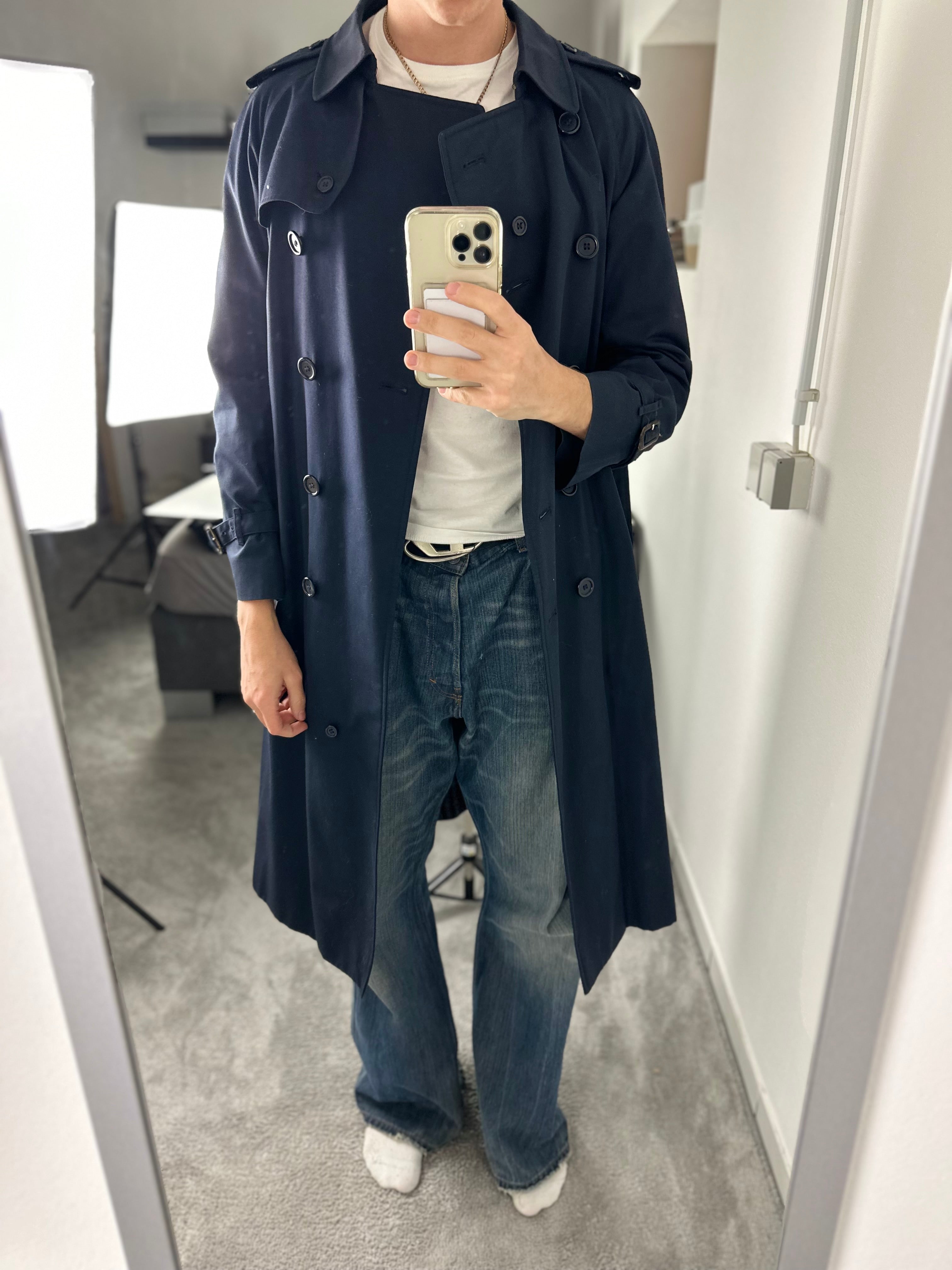 Burberrys Trenchcoat (10/S)