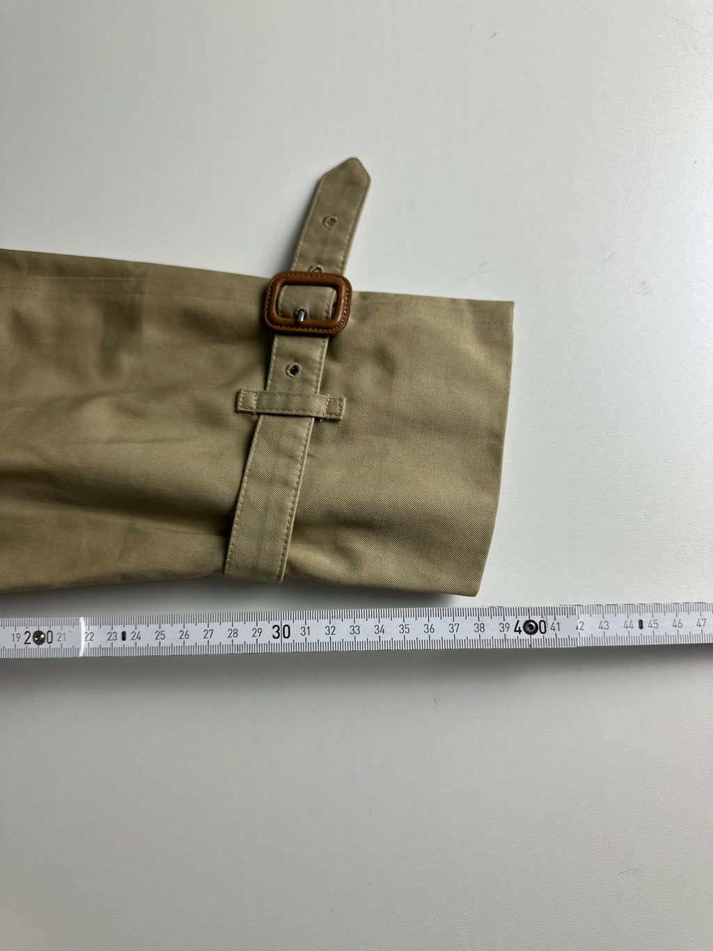 Burberrys Trenchcoat (14/L) including Inlet