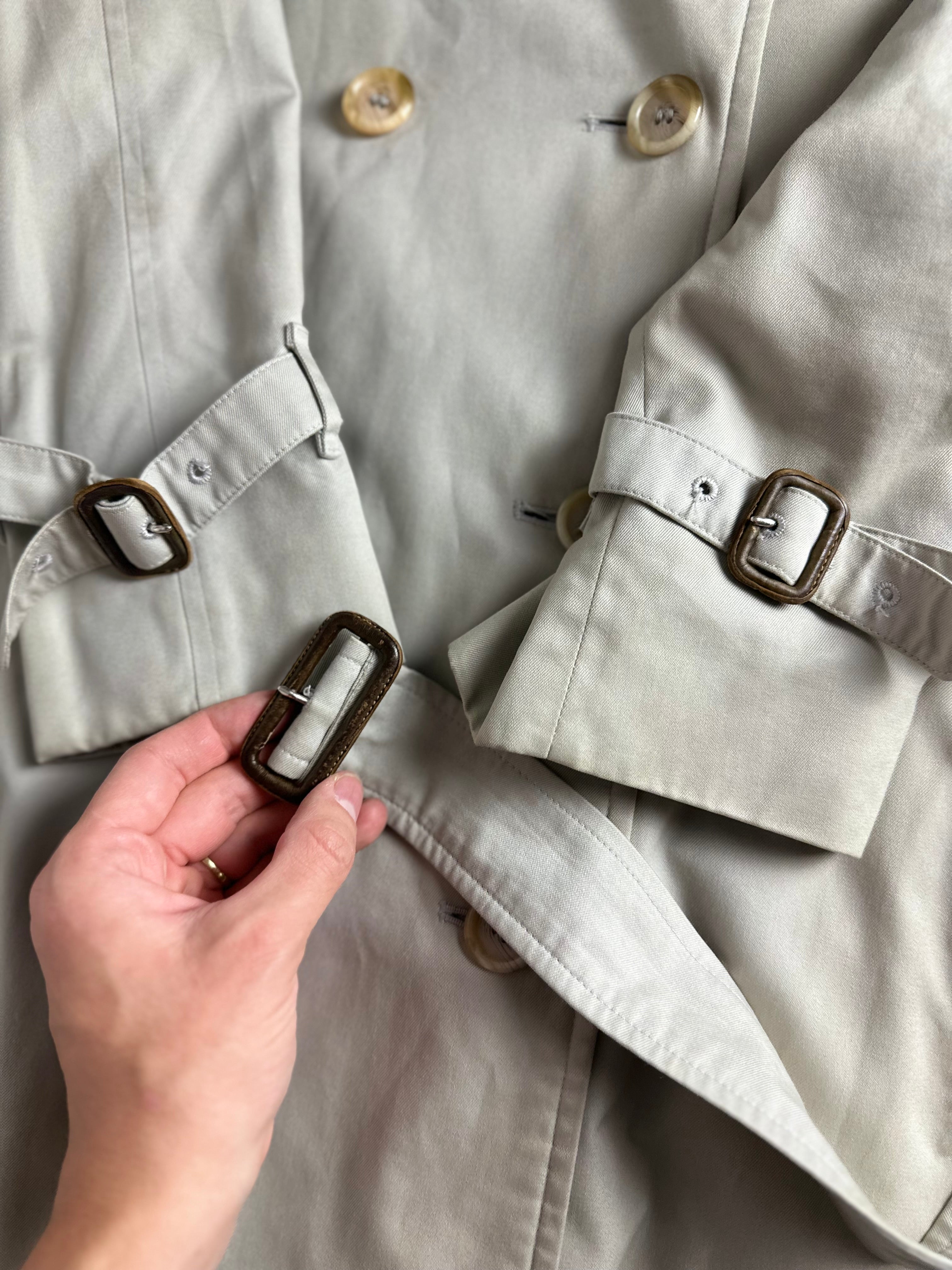 Burberrys Trenchcoat (12/M)