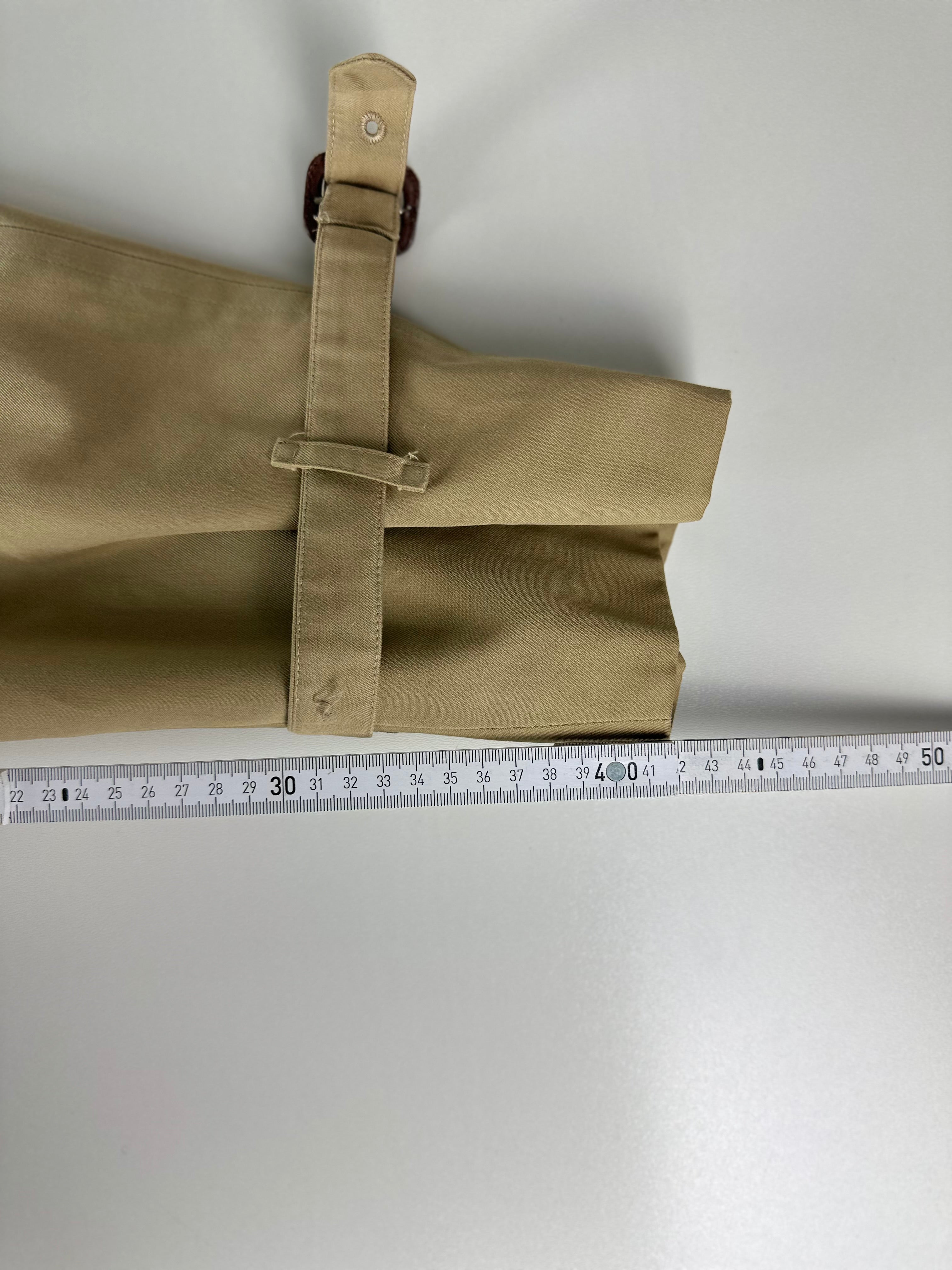 Burberrys Trenchcoat (52/L) including Inlet