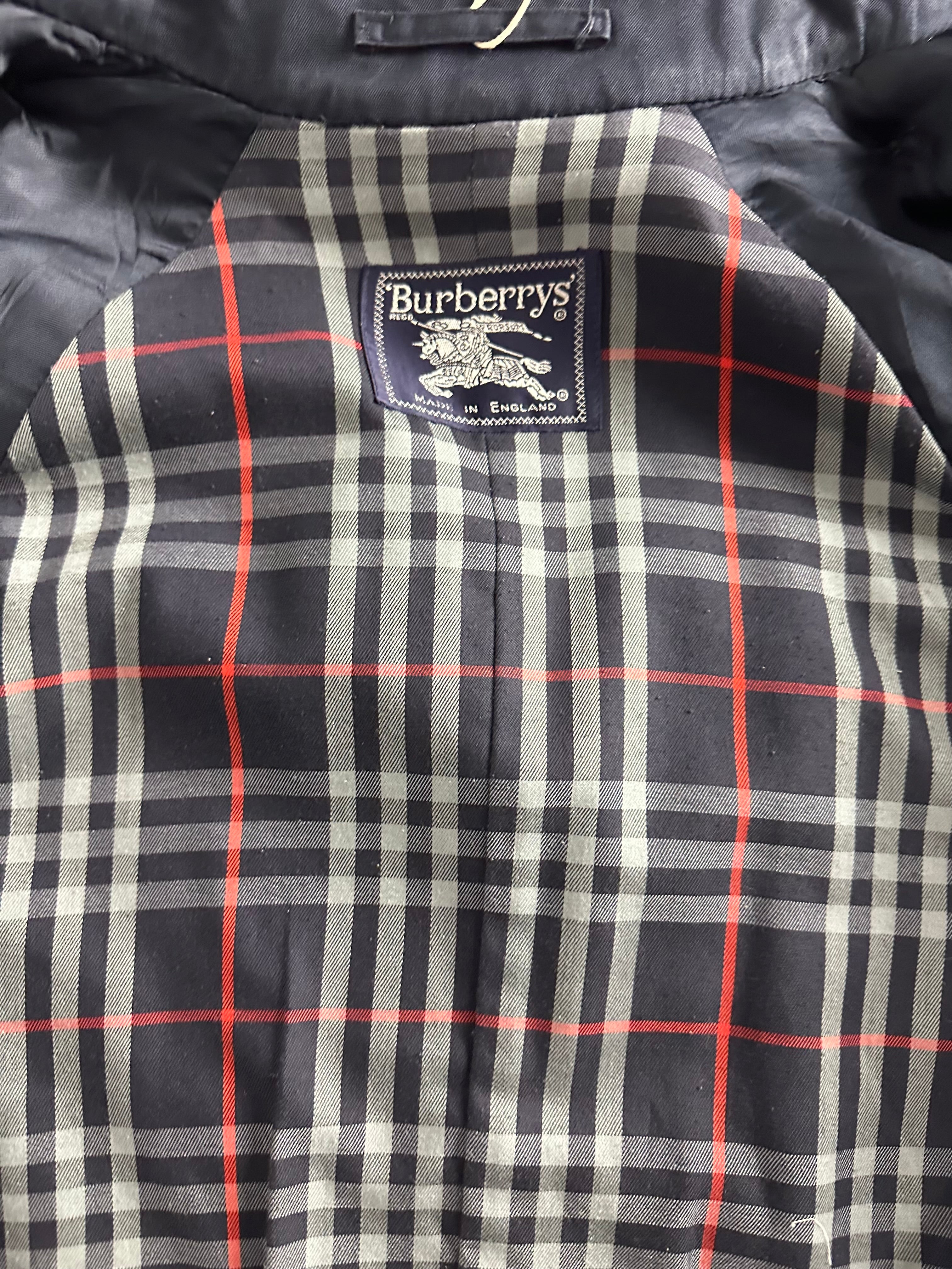 Burberrys Trenchcoat (16/XL)