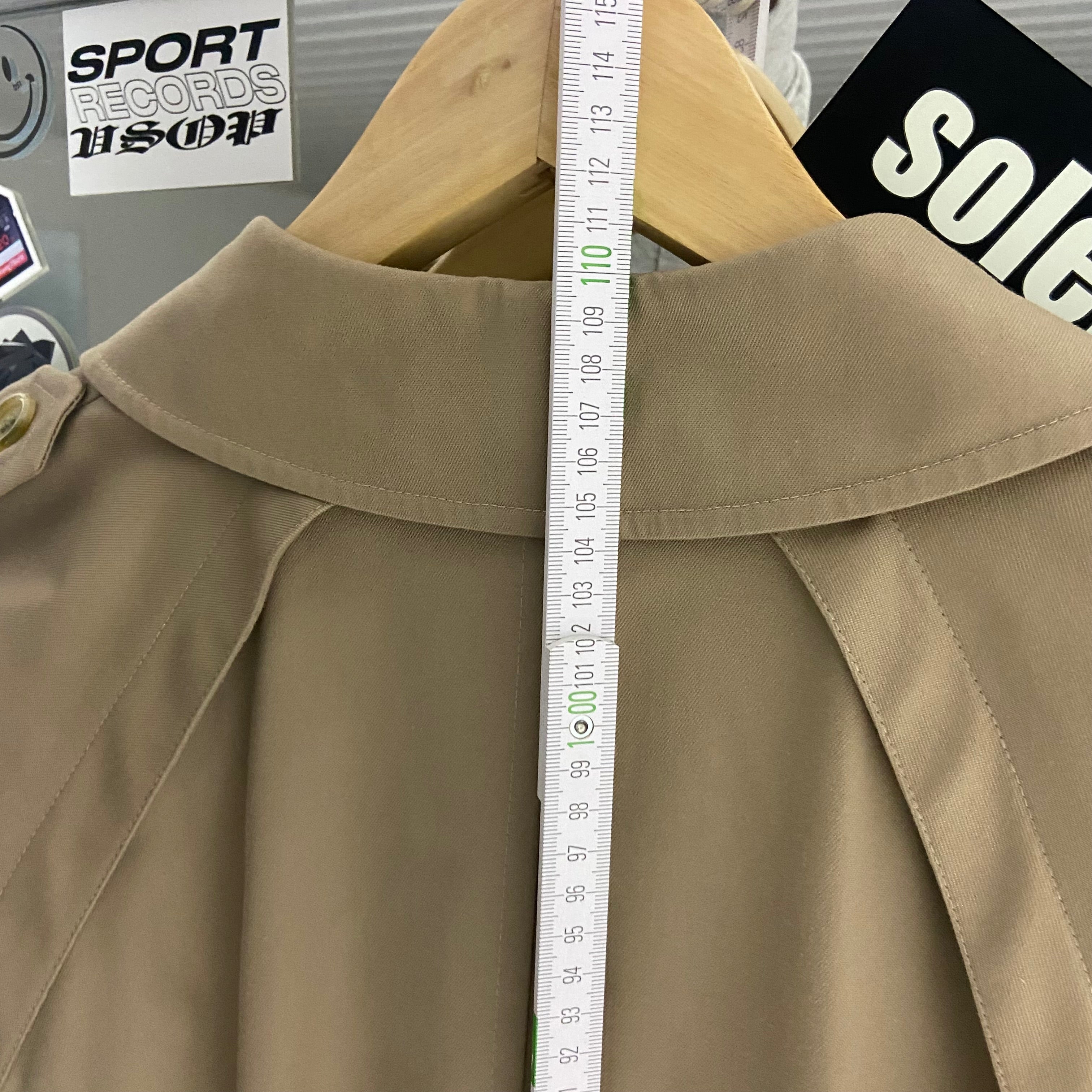 Burberry Trenchcoat Size 12/M