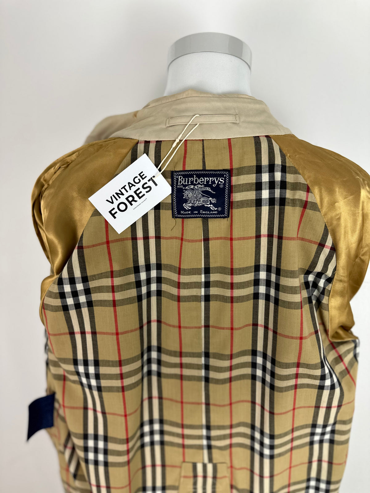 Vintage Burberry Trench Coat Creme Size 56 XL