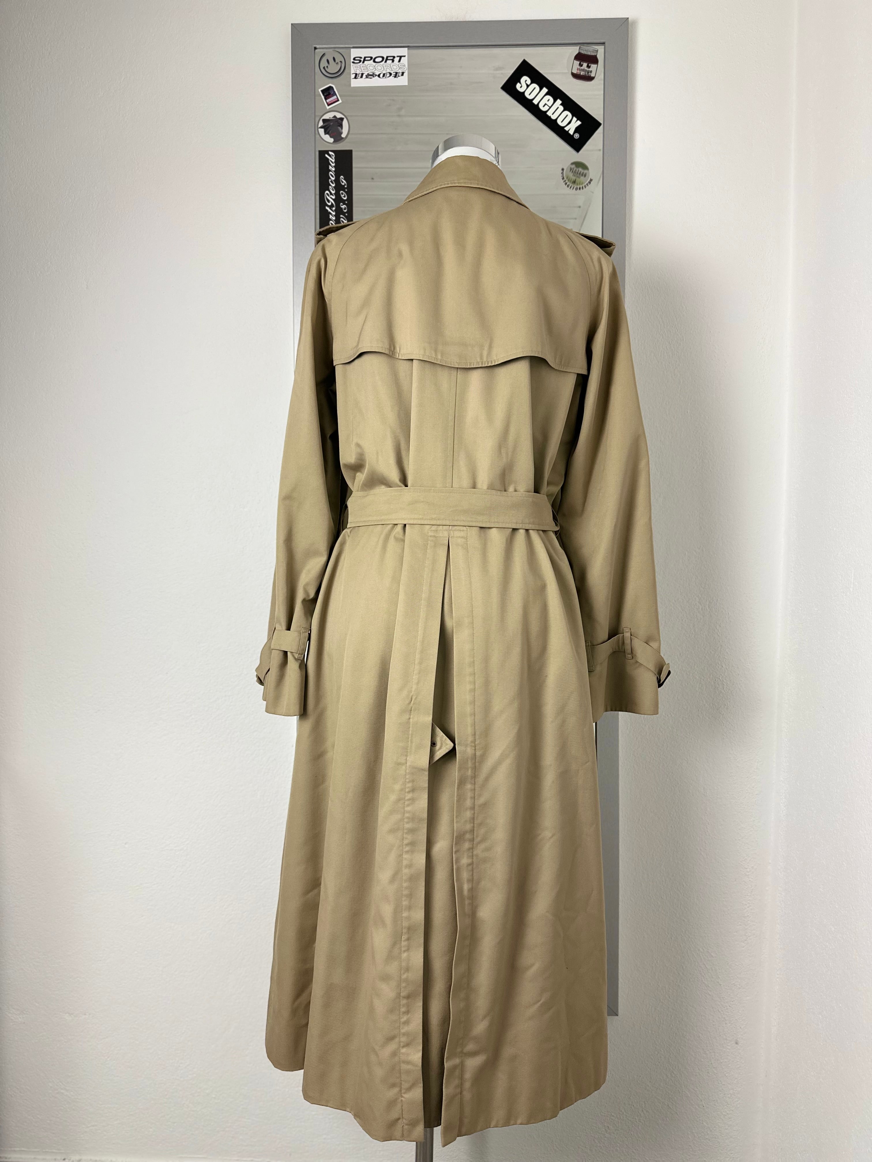 Burberrys Trenchcoat (12/M)