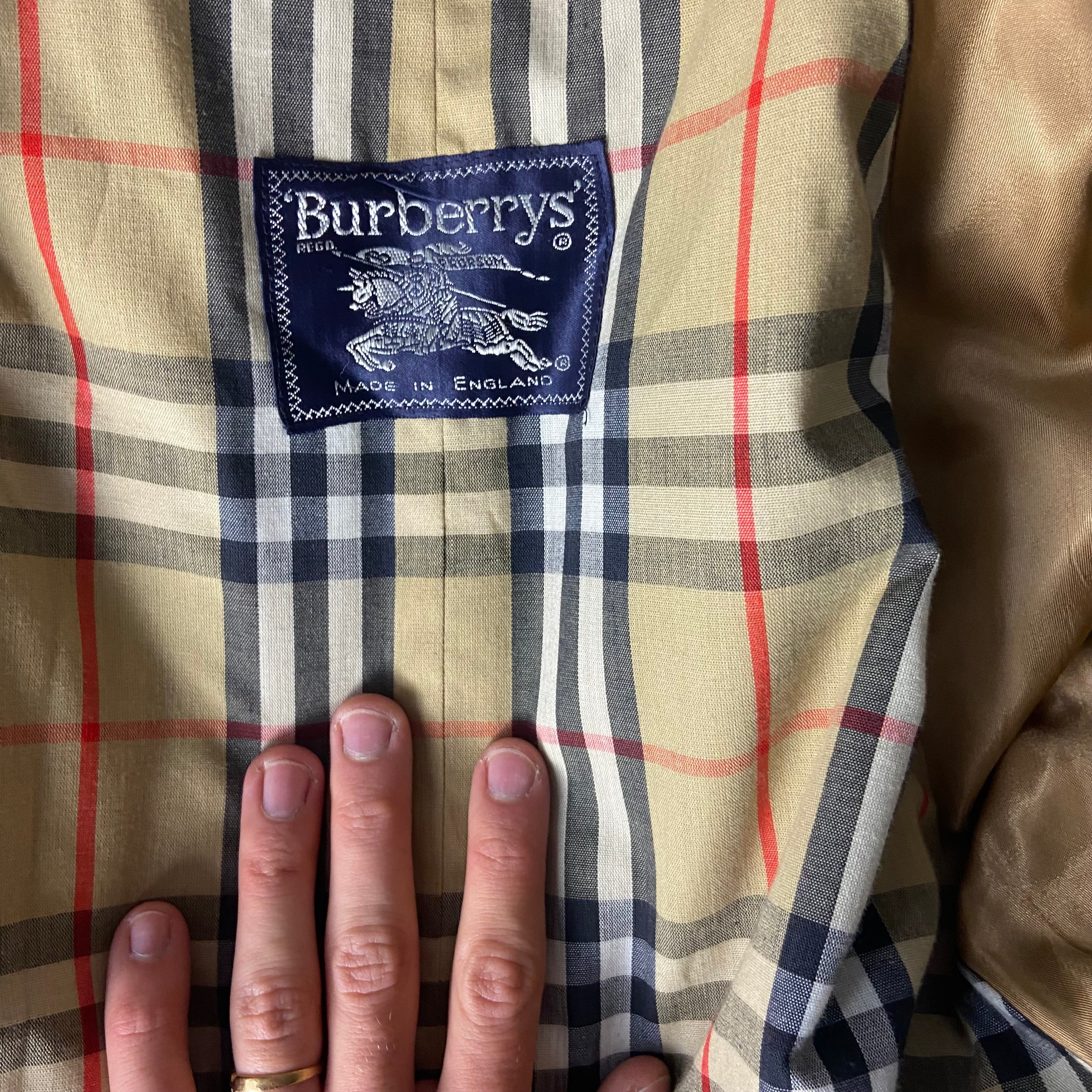 Burberry Trenchcoat Size 48/M