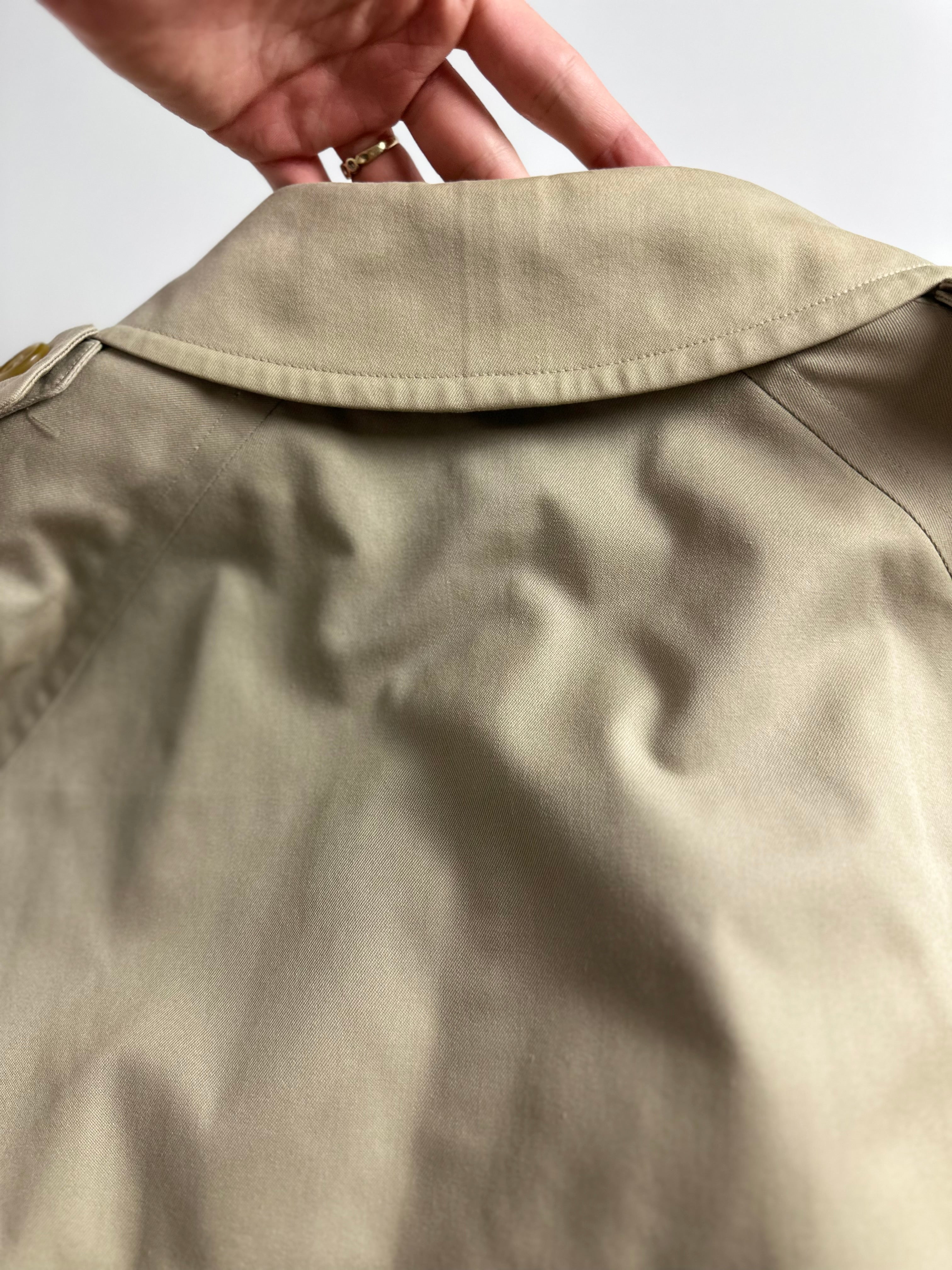 Burberrys Trenchcoat (48/M) including Inlet