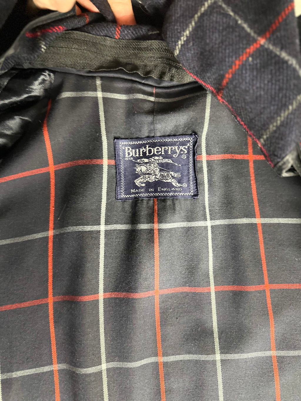 Burberrys Trenchcoat (16/XL) including Inlet