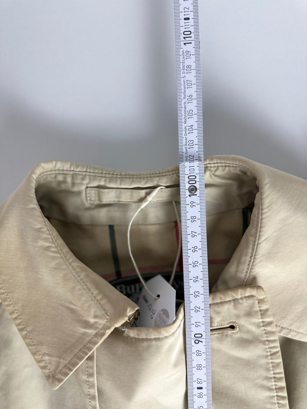 Burberrys Trenchcoat (10/S)