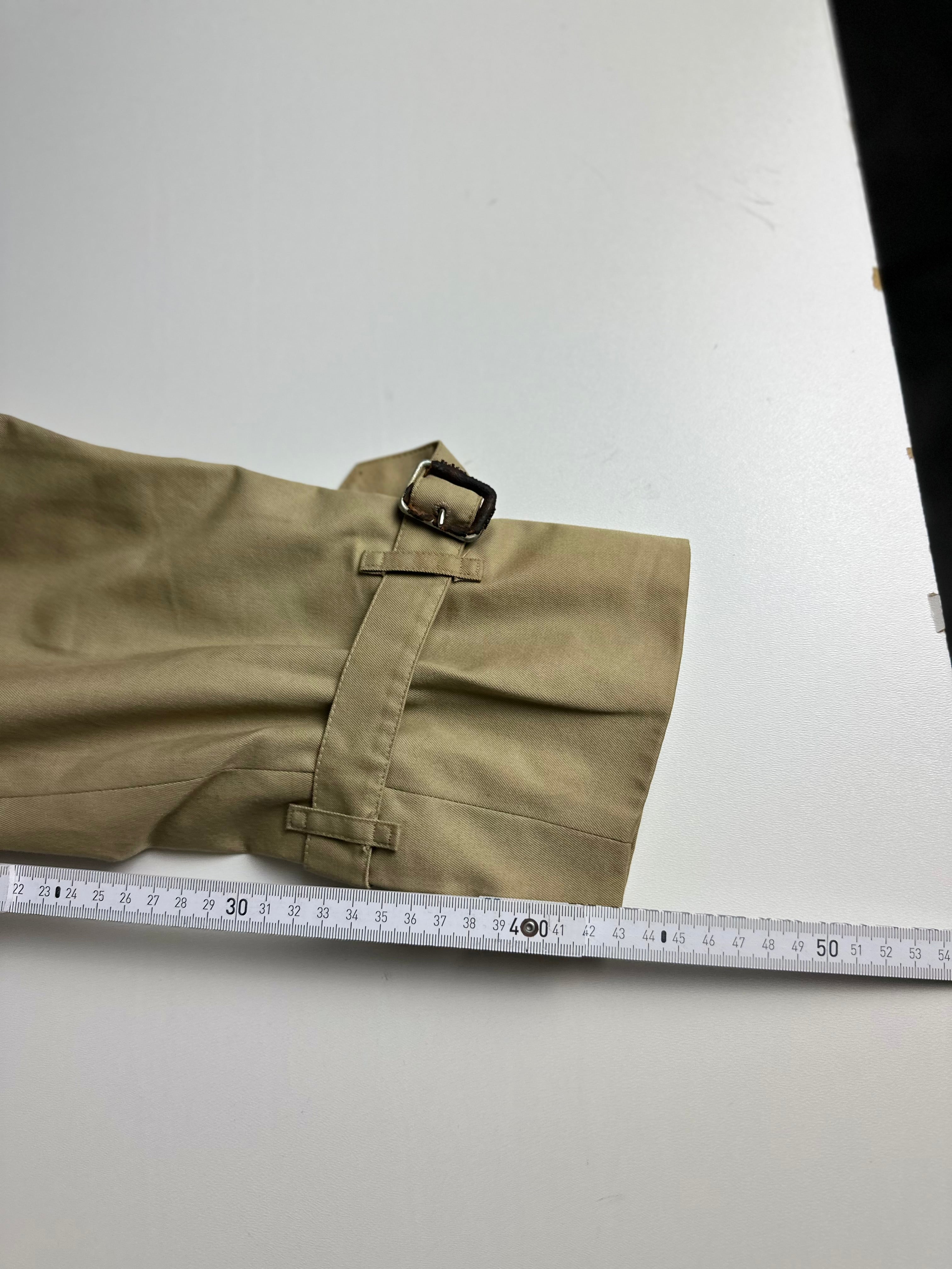 Burberrys Trenchcoat (12/M)