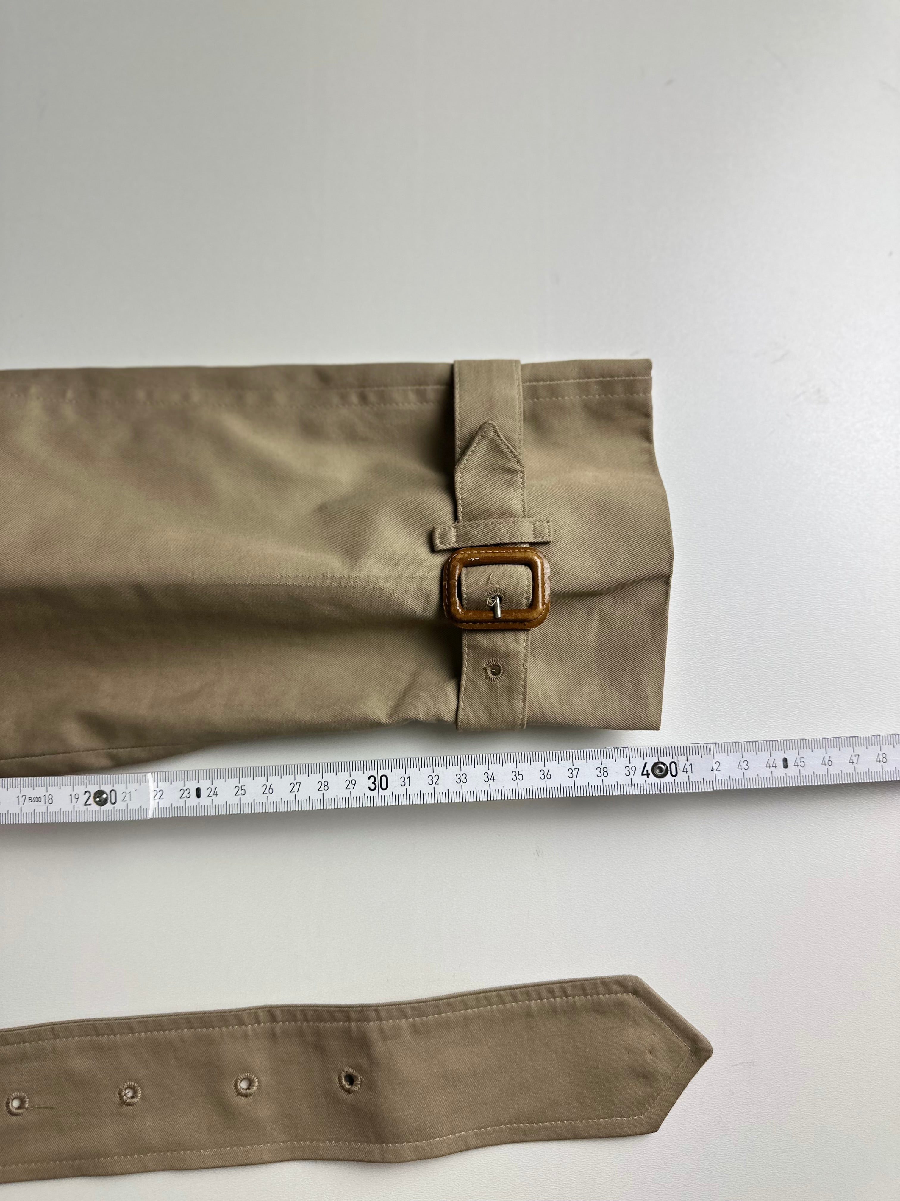 Burberrys Trenchcoat (8/XS)