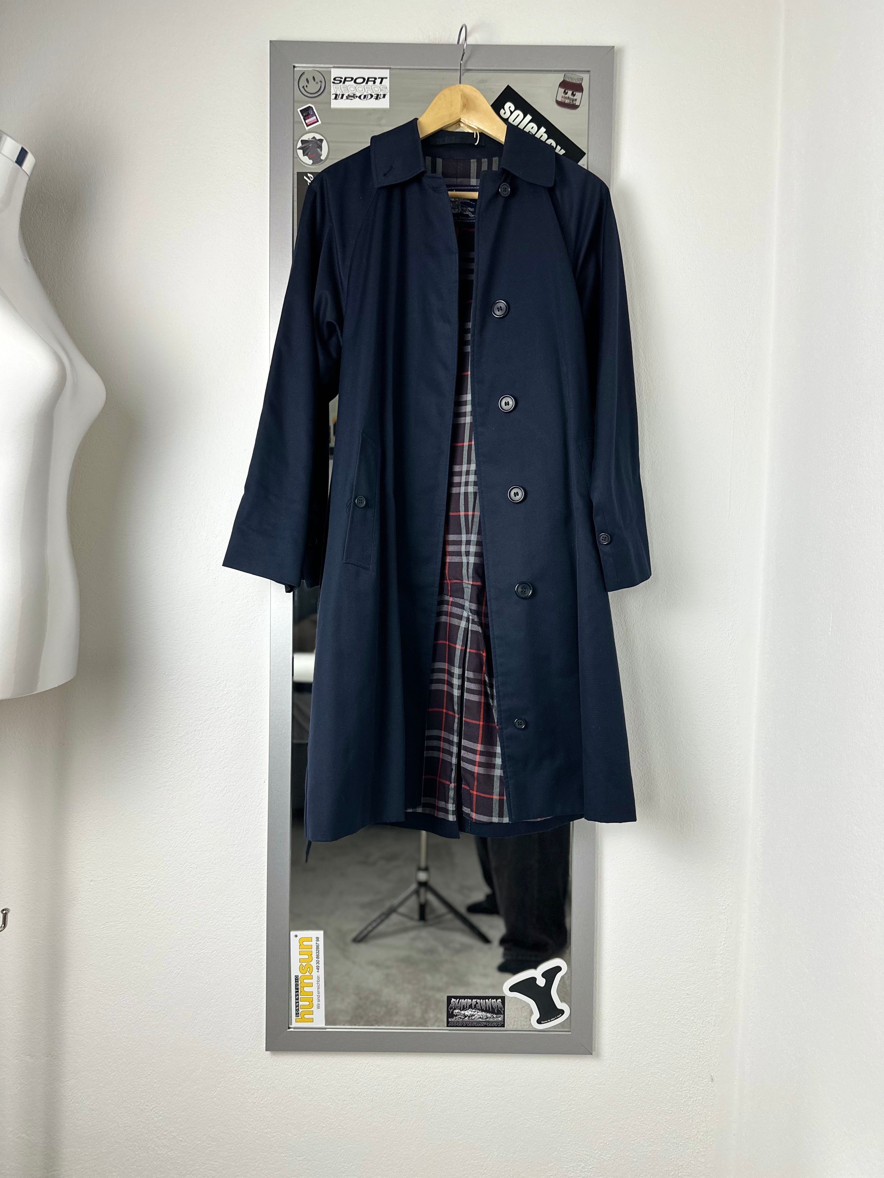 Burberrys Trenchcoat (8/XS)